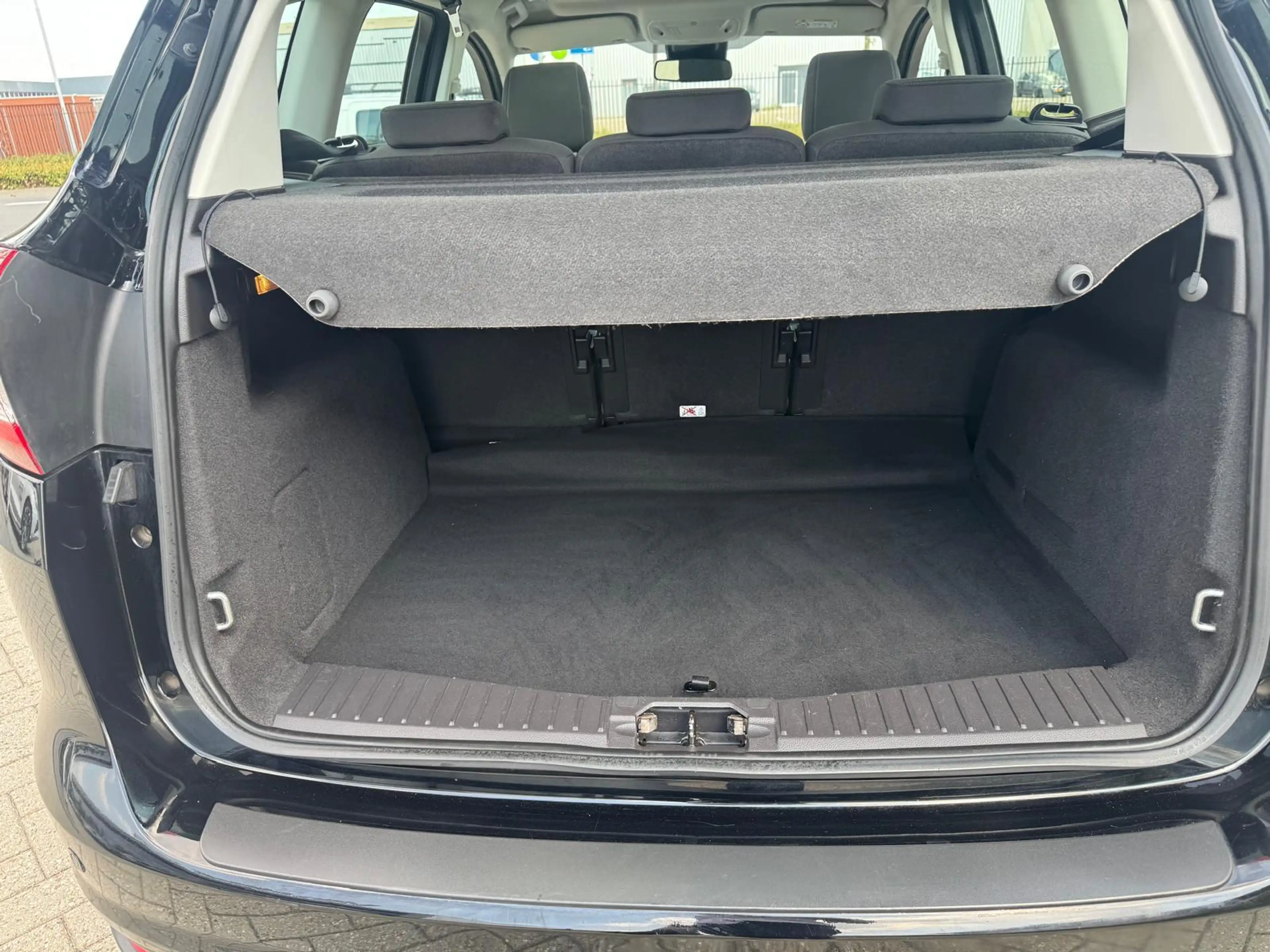 Ford C-Max 1.0 Titanium 125pk | Navigatie | Panorama Dak | El — photo 9