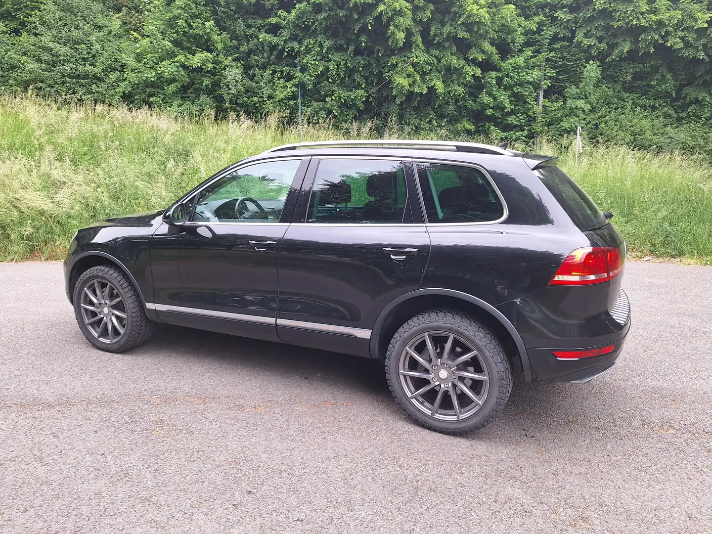 Volkswagen Touareg Touareg 3.0 CR TDi V6 BM Tech.DPF Tiptronic crna - 1