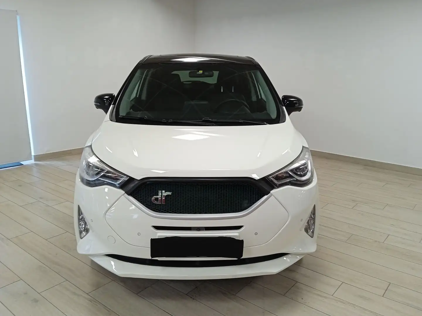 DR Automobiles DR4 Sport 1.6 Bi-Fuel GPL Weiß - 2