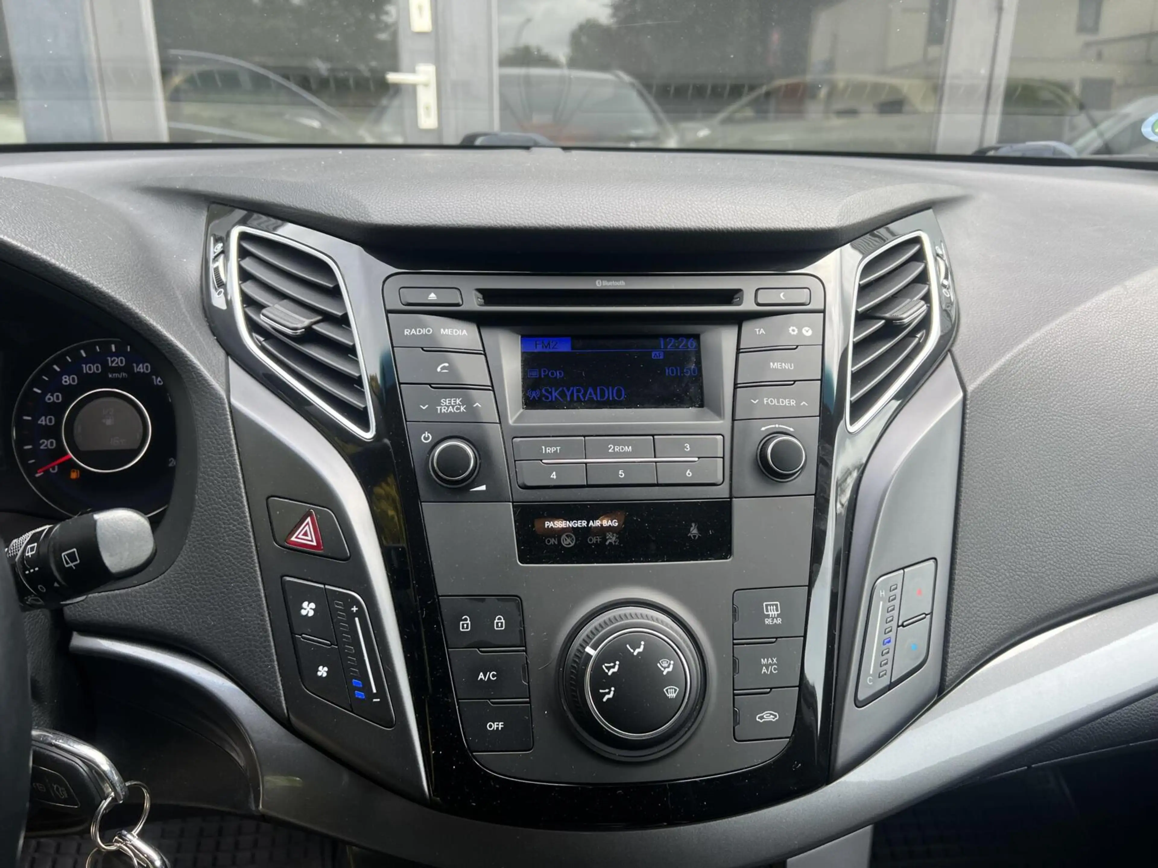 Hyundai i40 Wagon 1.6 GDI Essence — photo 7