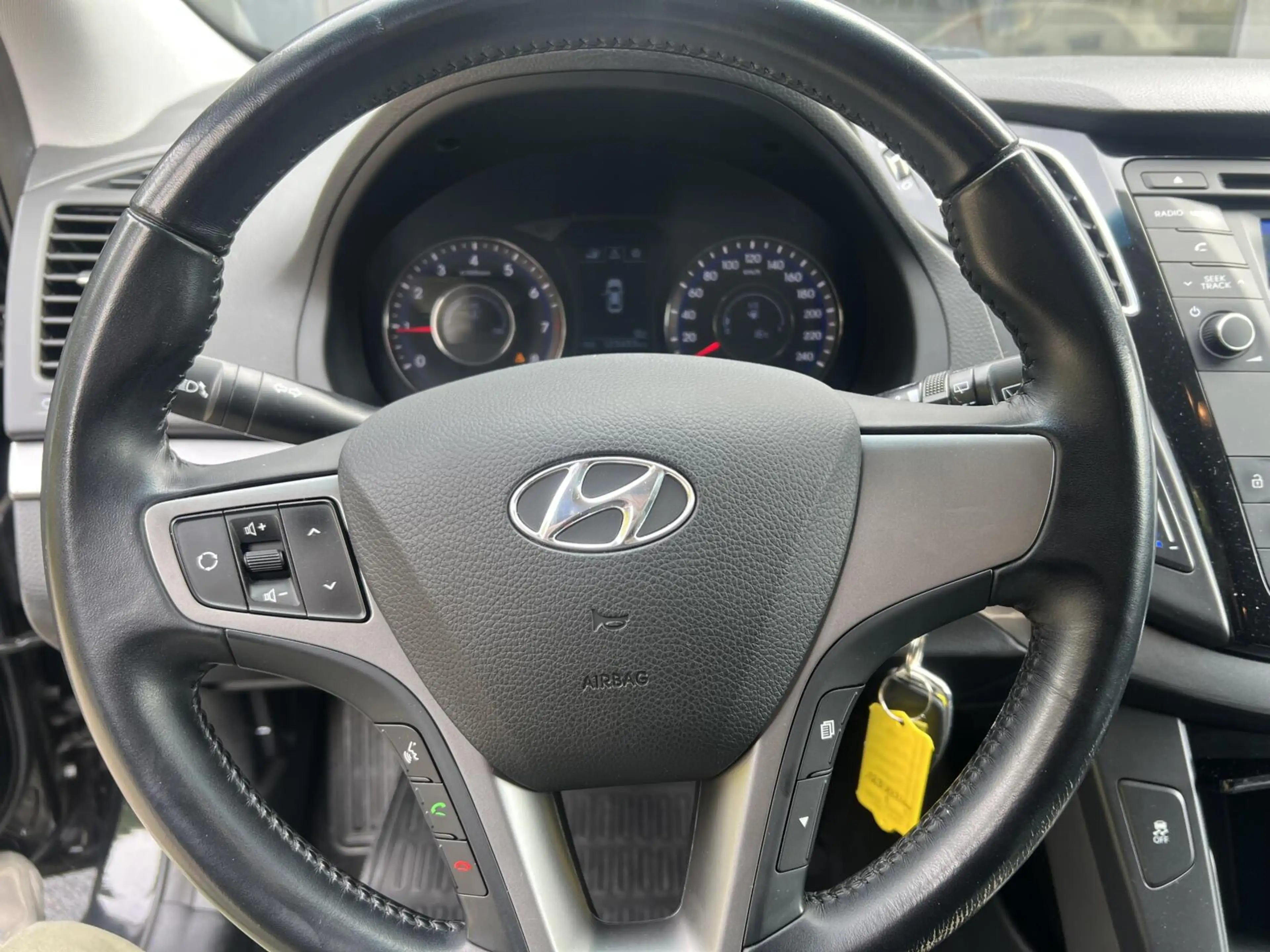 Hyundai i40 Wagon 1.6 GDI Essence — photo 3