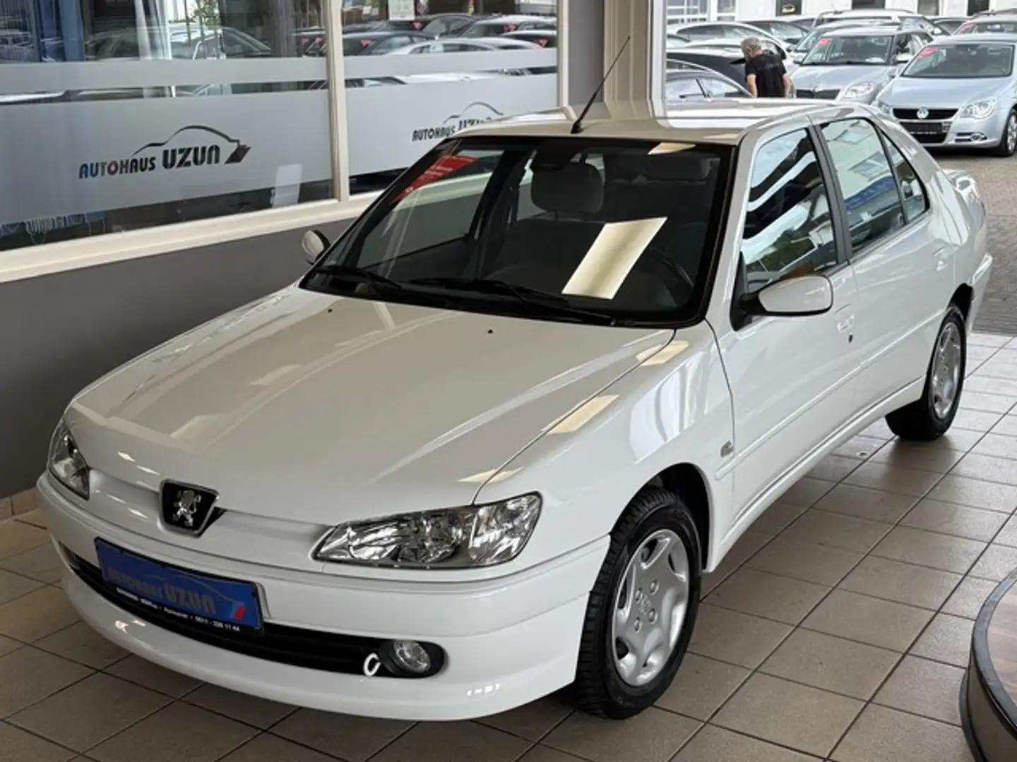 Peugeot 306 XT 16V 1.8 nur 27821Km Klima Allwetterreifen Biały - 1