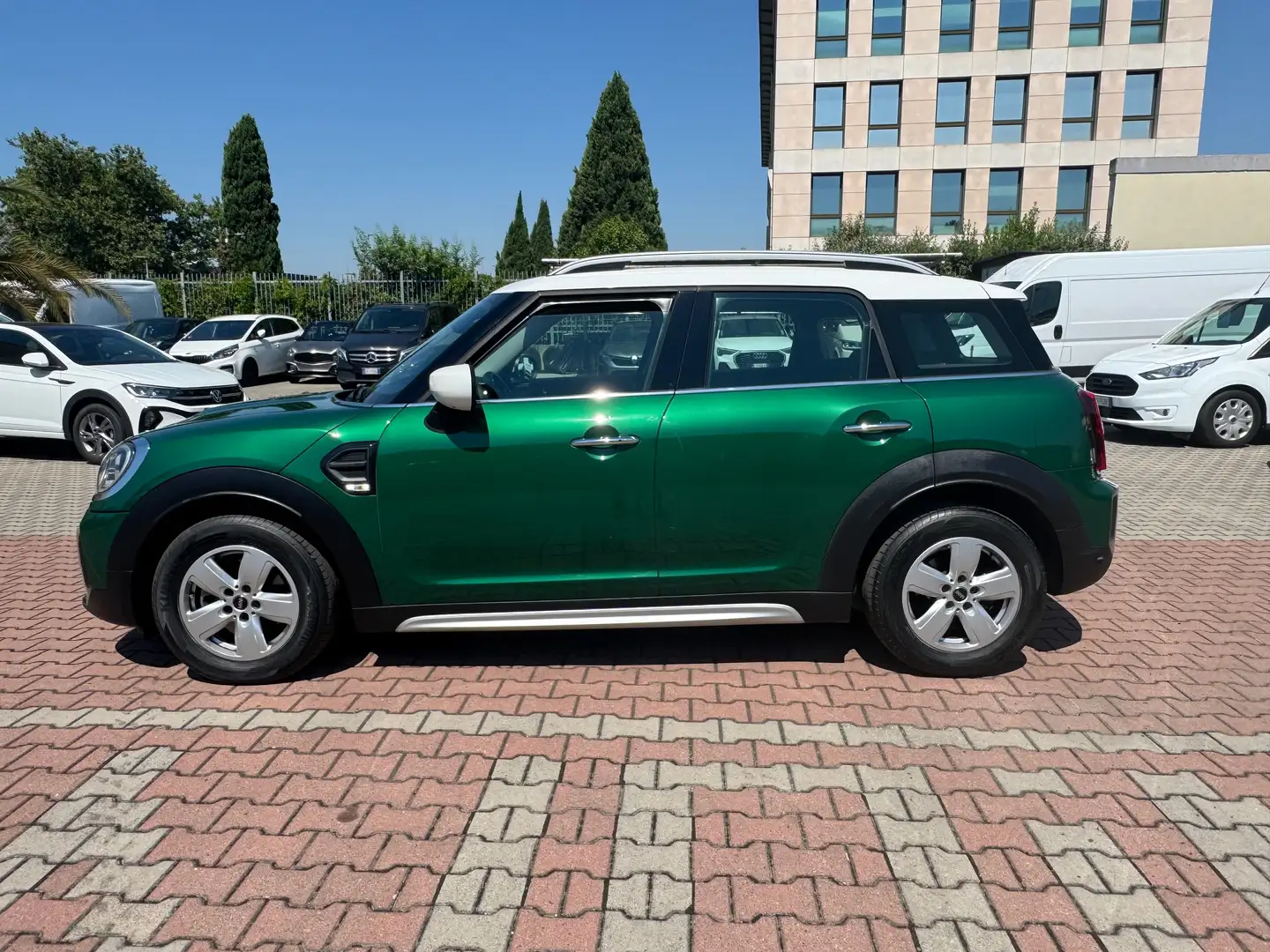 MINI Cooper D Countryman 2.0 D BUSINESS AUTOMATICA AZIENDALE Verde - 1