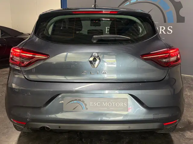 Renault Clio view 27