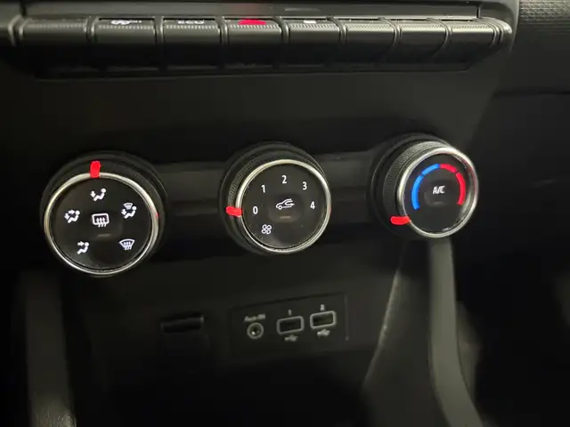 Renault Clio view 15