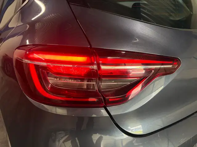 Renault Clio view 28