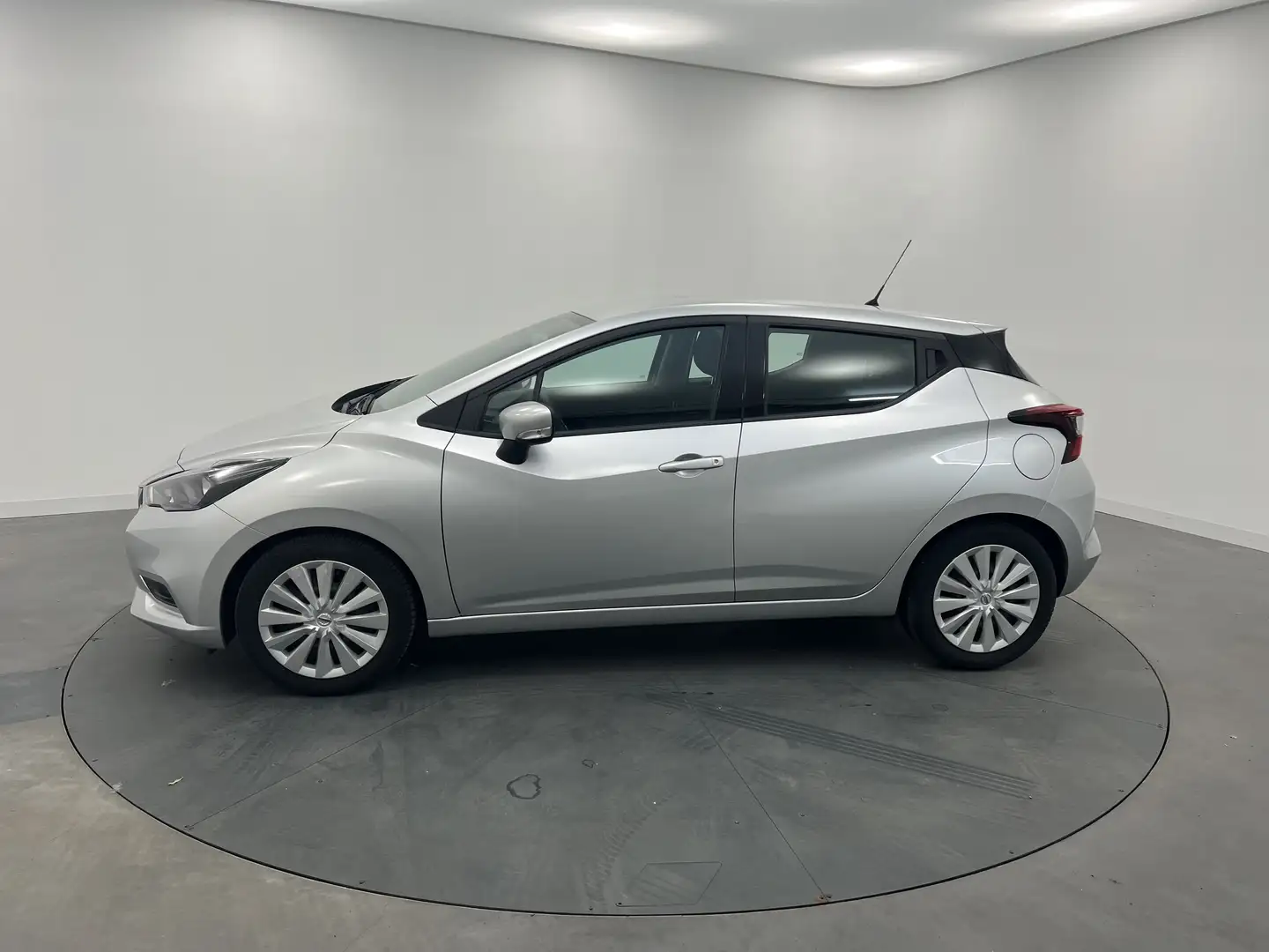 Nissan Micra IG-T 92 Business Edition Grijs - 2