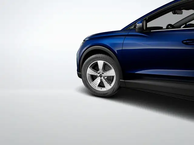 Audi Q4 E-Tron view 6
