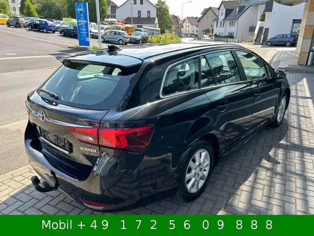 Toyota Avensis view 6