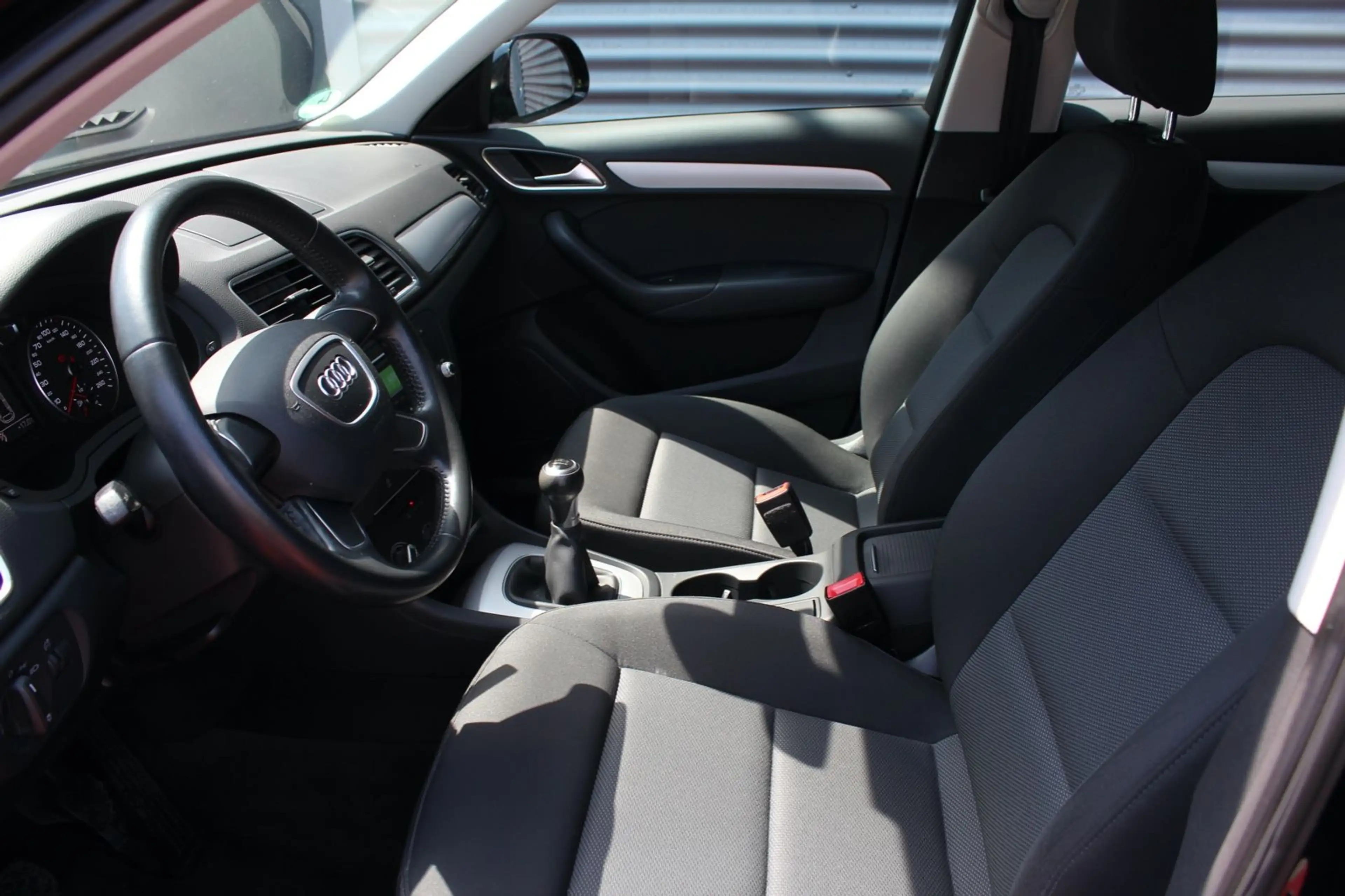 Audi Q3 1.4 TFSI CYLINDER ON DEMAND ULTRA KLIMA 1.Hd — photo 10