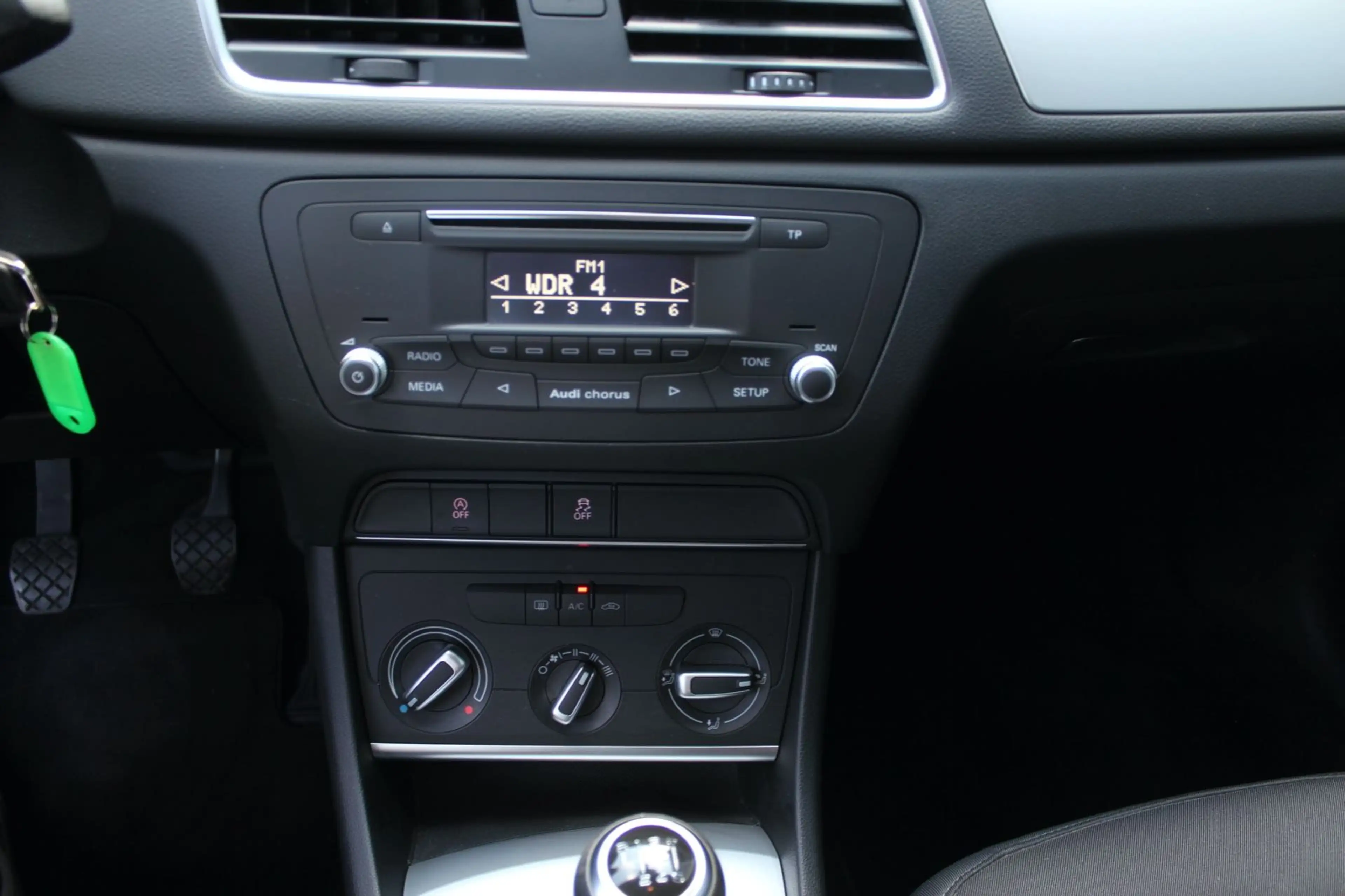 Audi Q3 1.4 TFSI CYLINDER ON DEMAND ULTRA KLIMA 1.Hd — photo 13