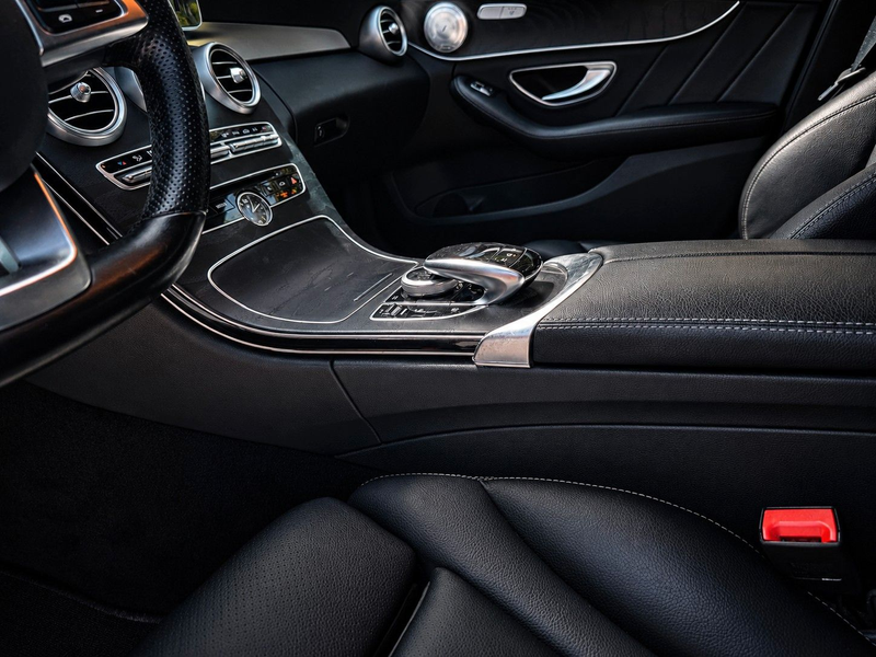 Mercedes-Benz C 300 C T-Modell AMG — photo 13
