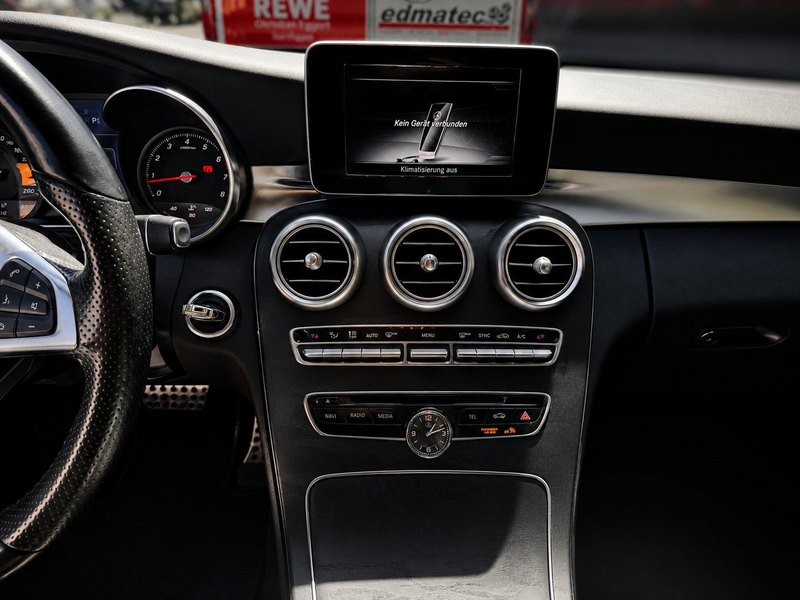 Mercedes-Benz C 300 C T-Modell AMG — photo 11