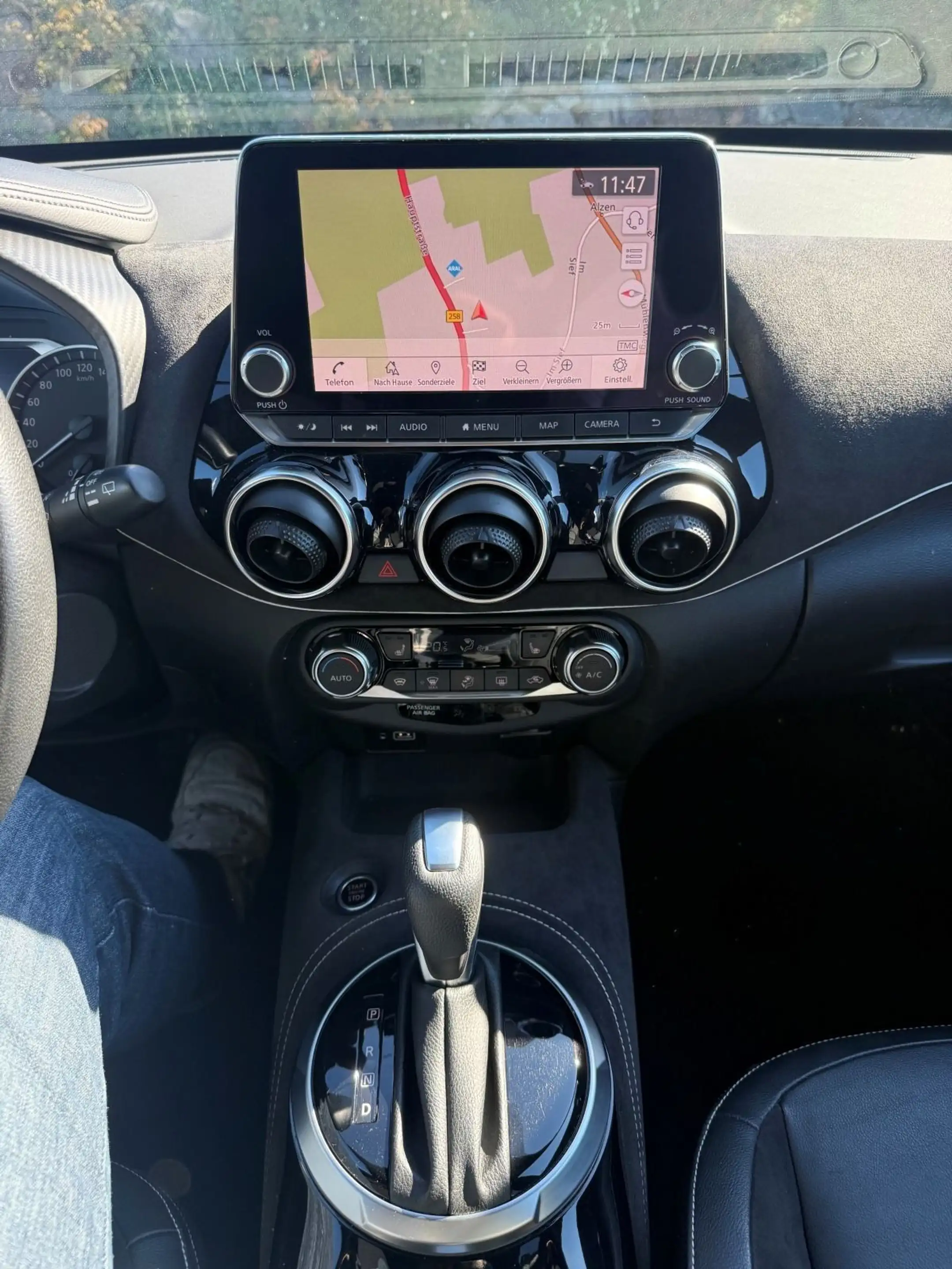 Nissan Juke N-Design — photo 11
