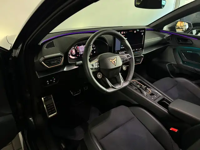 Cupra Leon view 6