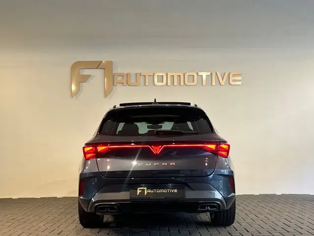 Cupra Leon view 11