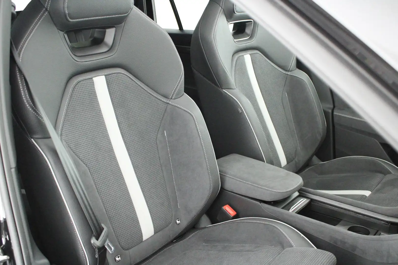 Skoda Kodiaq 1.5 TSI 204pk PHEV Sportline Business Trekhaak Cam Zwart - 2