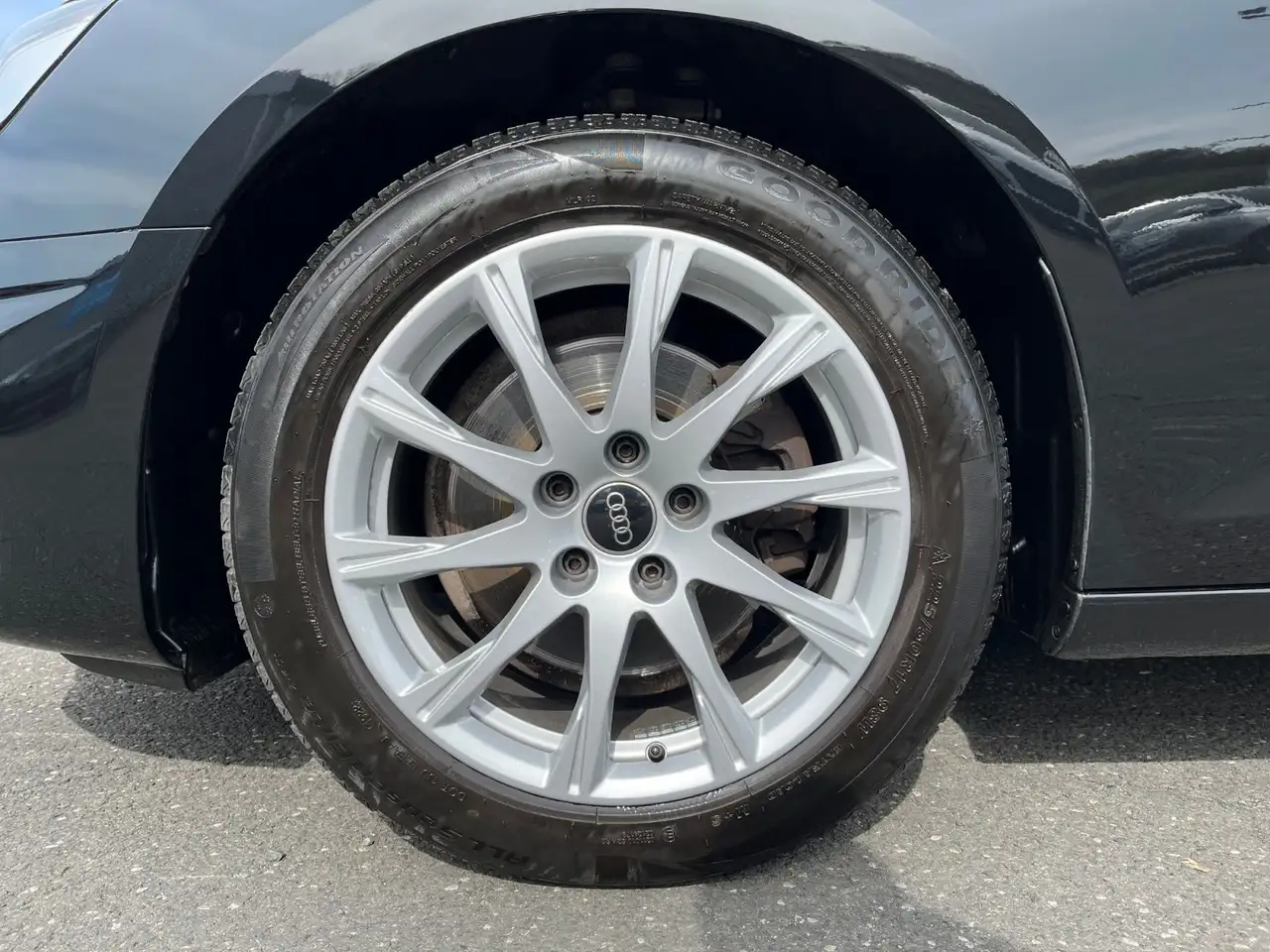 Audi A4 35 TFSI S-tronic / MMI-Navi+, CarPlay 8
