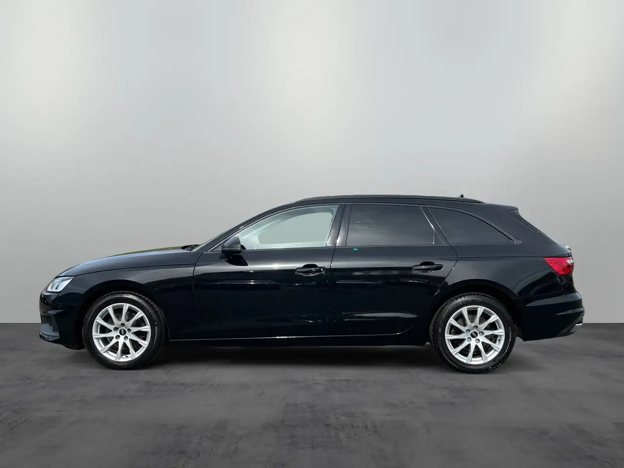 Audi A4 35 TFSI S-tronic / MMI-Navi+, CarPlay 4