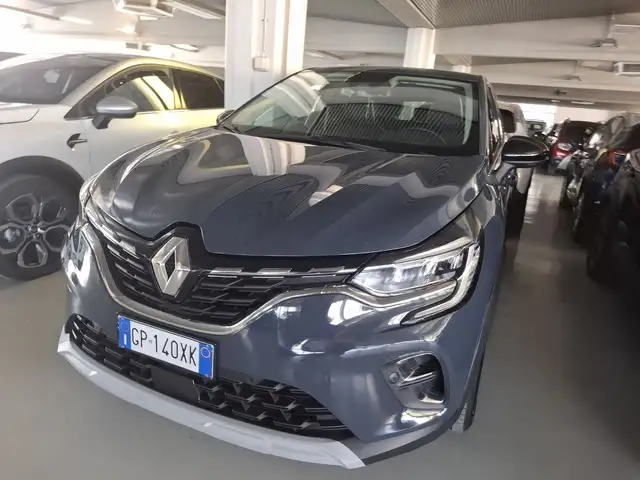 Renault Captur view 12