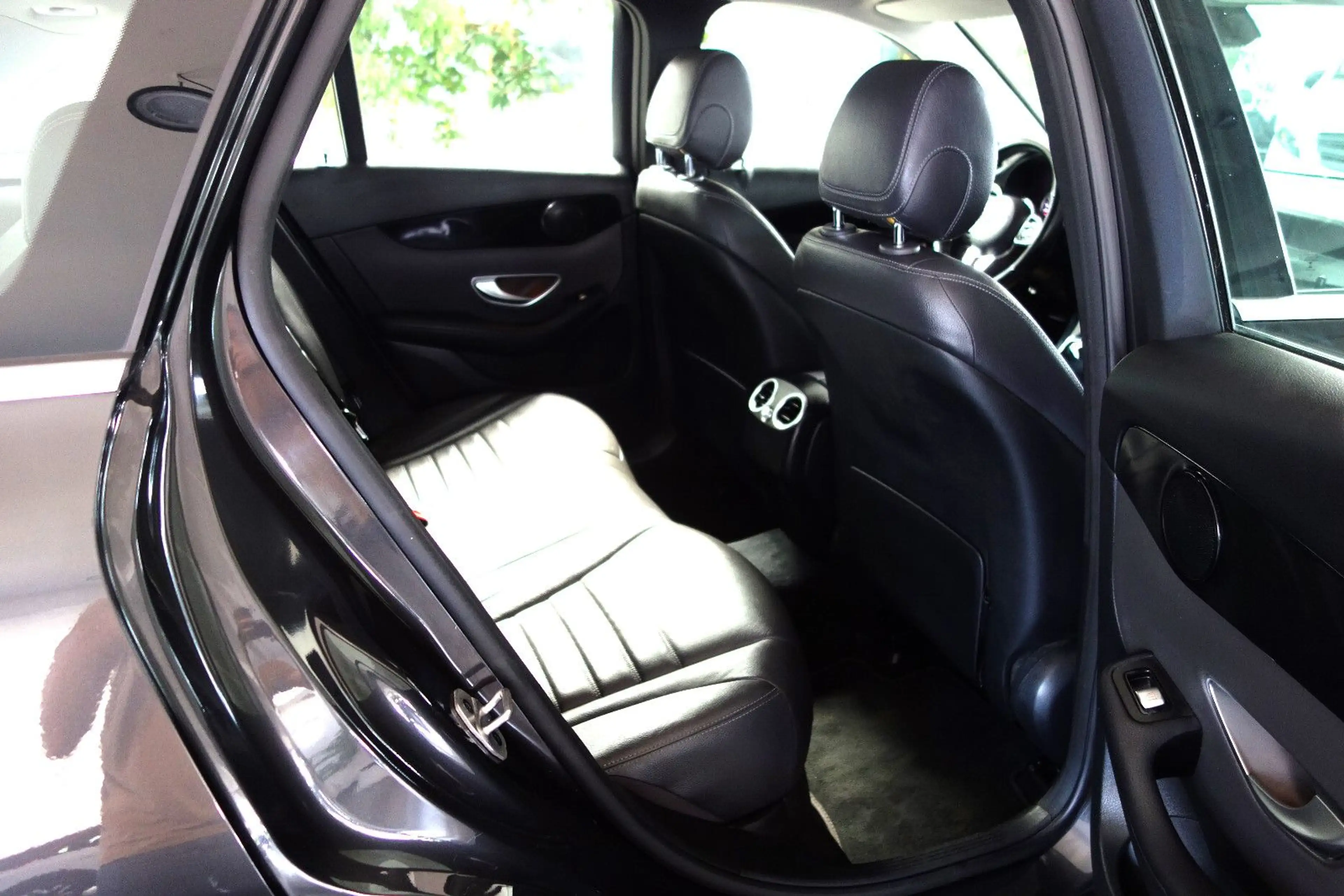 Mercedes-Benz GLC 220 d 9G/Leder/Kamera/LED/MBUX/18 Sportpaket — photo 15
