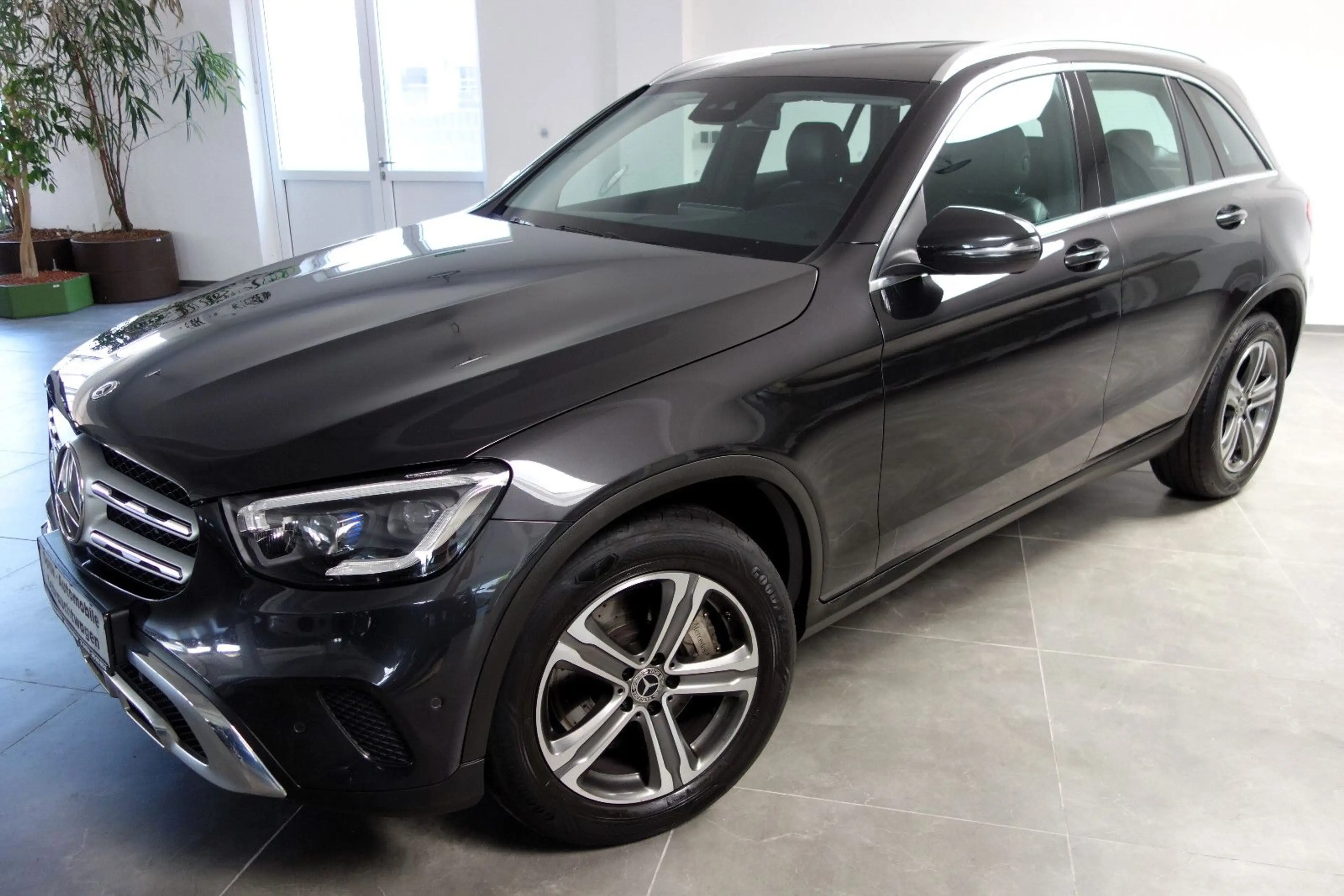 Mercedes-Benz GLC 220 d 9G/Leder/Kamera/LED/MBUX/18 Sportpaket