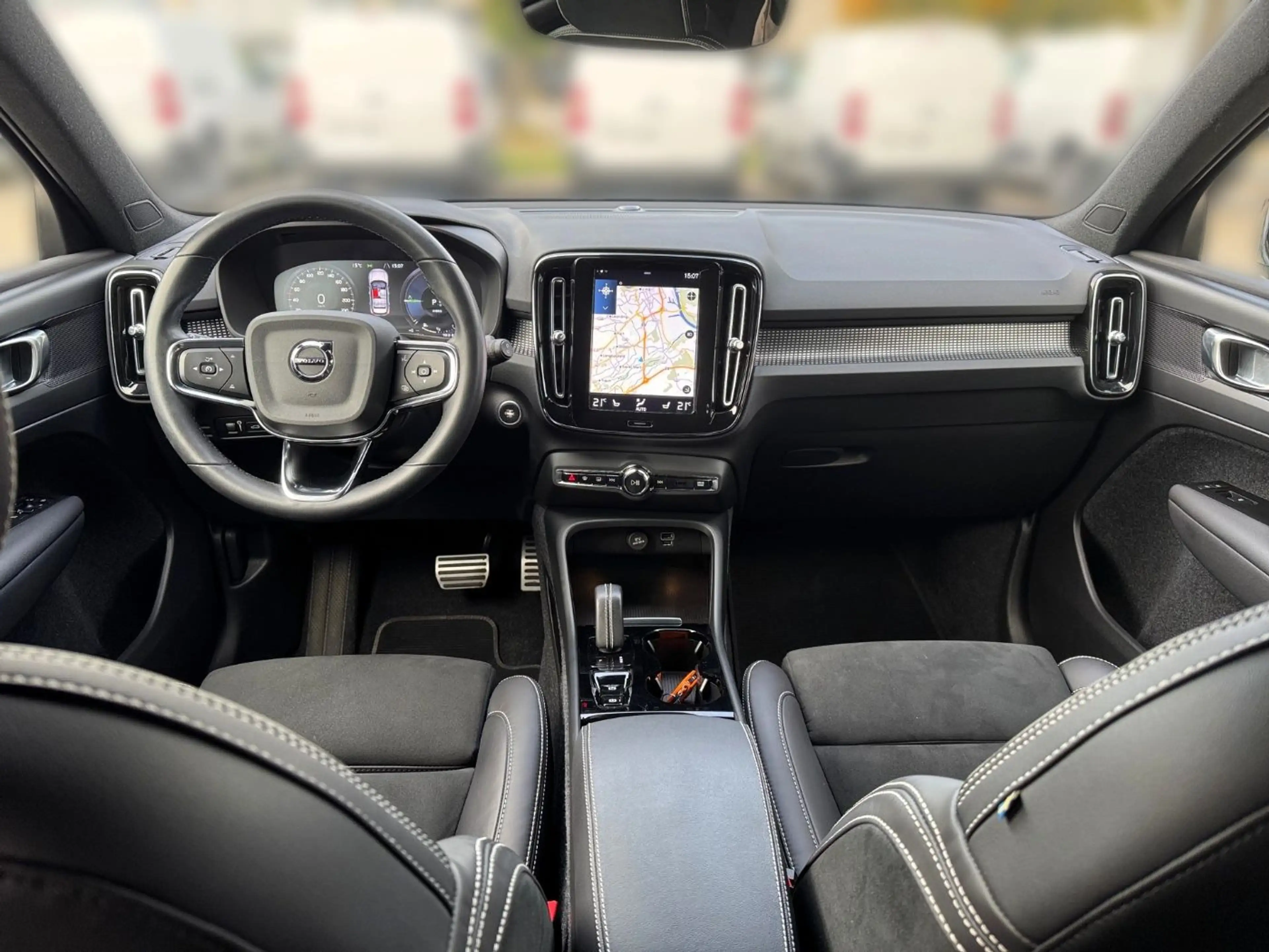 Volvo XC40 T4 Twin Engine PHEV R Design ACC+AHK+++ — photo 10
