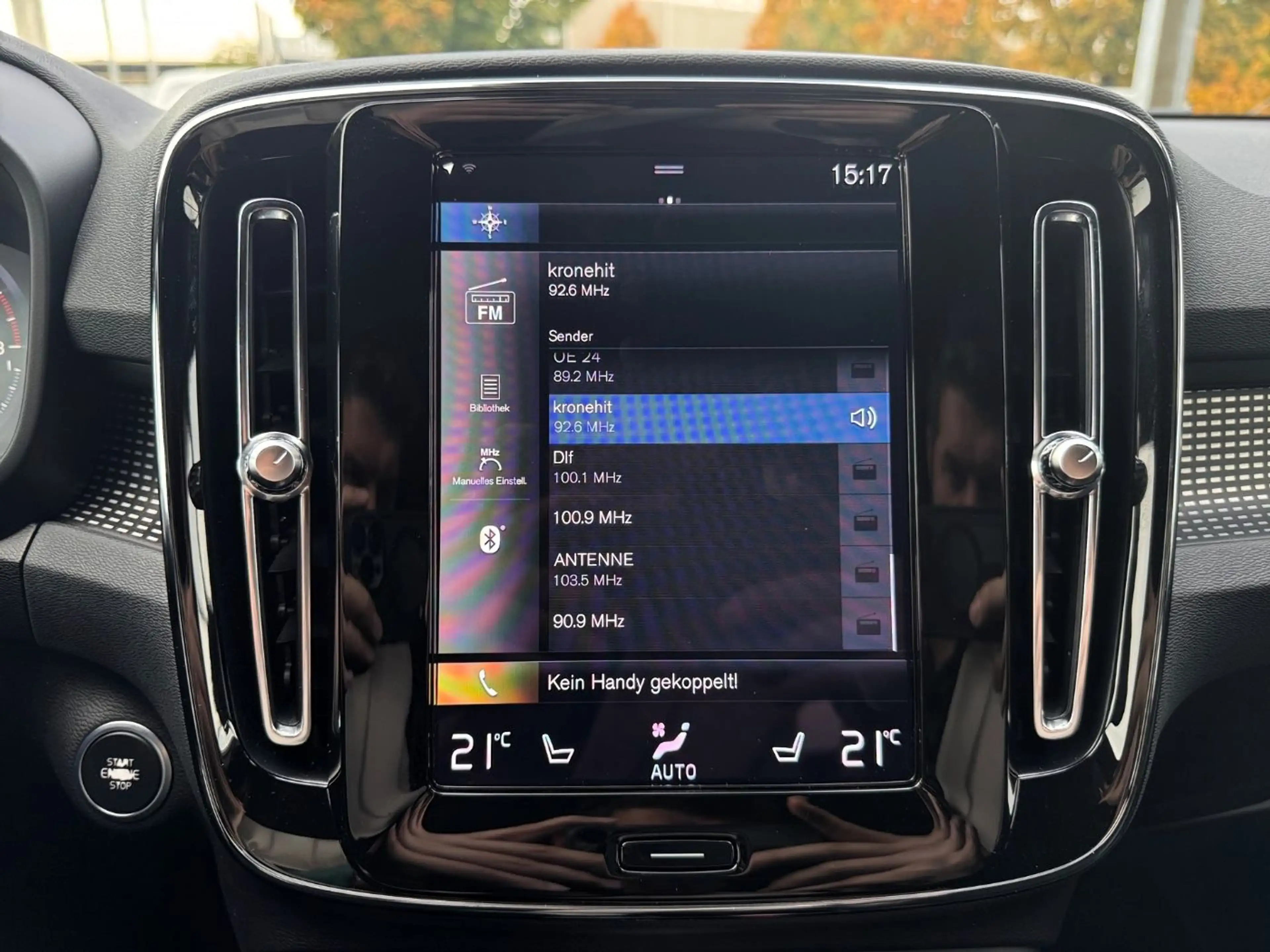 Volvo XC40 T4 Twin Engine PHEV R Design ACC+AHK+++ — photo 26