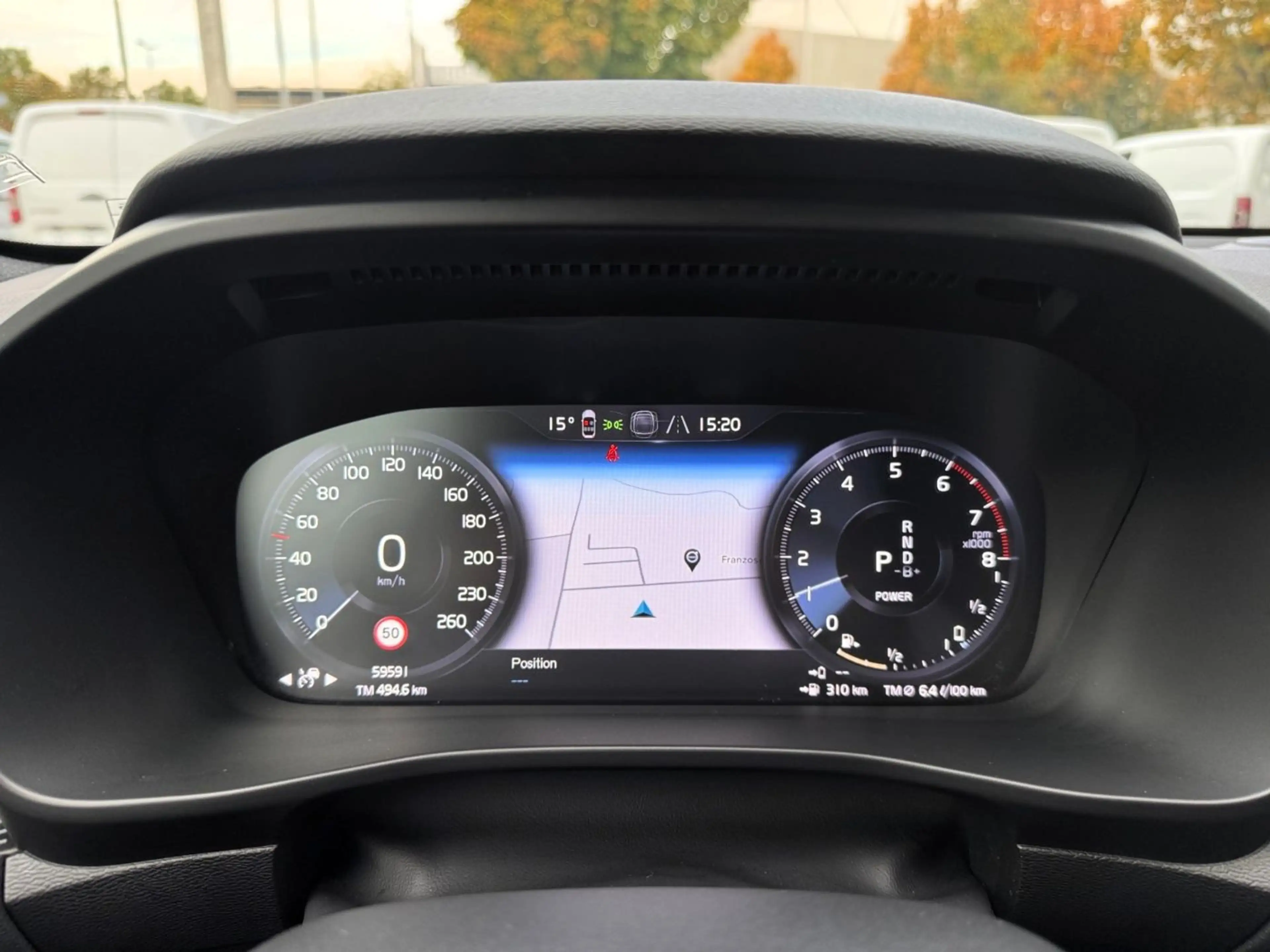 Volvo XC40 T4 Twin Engine PHEV R Design ACC+AHK+++ — photo 18
