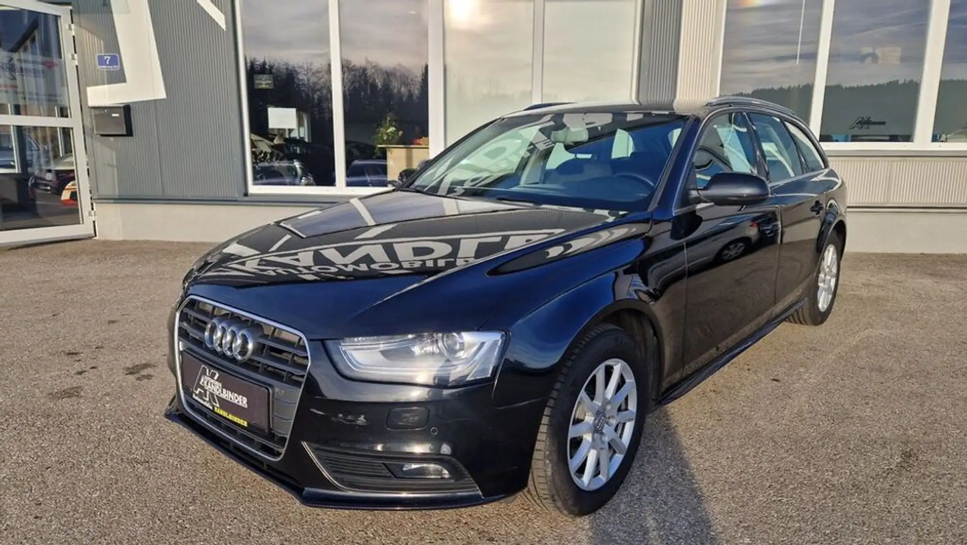 Audi A4 Avant 3,0 TDI Quattro  S-tronic Schwarz - 1