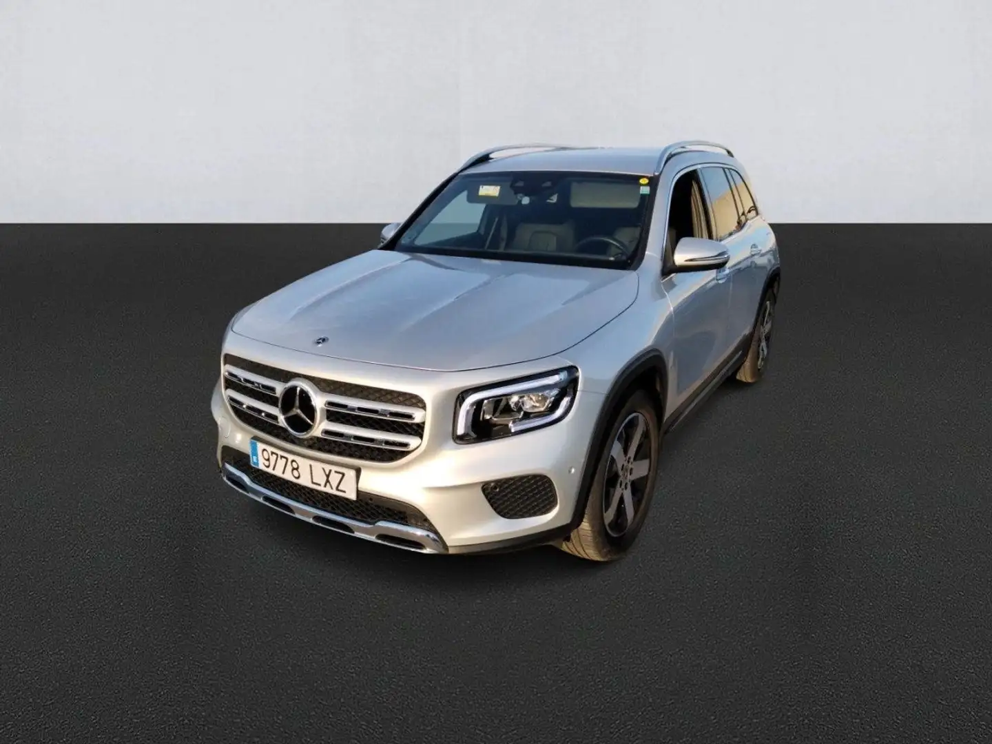 Mercedes-Benz GLB 220 220d 4Matic 8G-DCT Plateado - 1