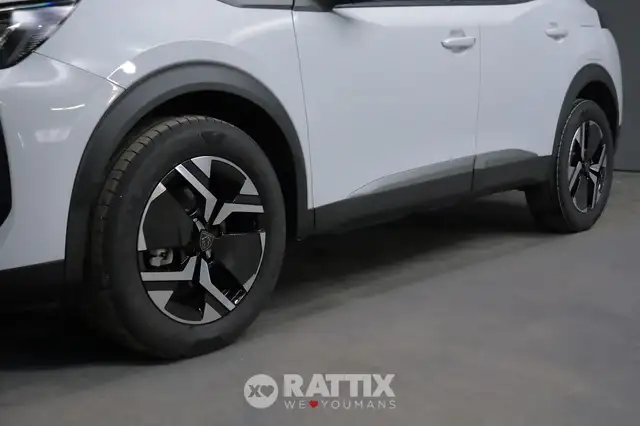 Peugeot 2008 view 4