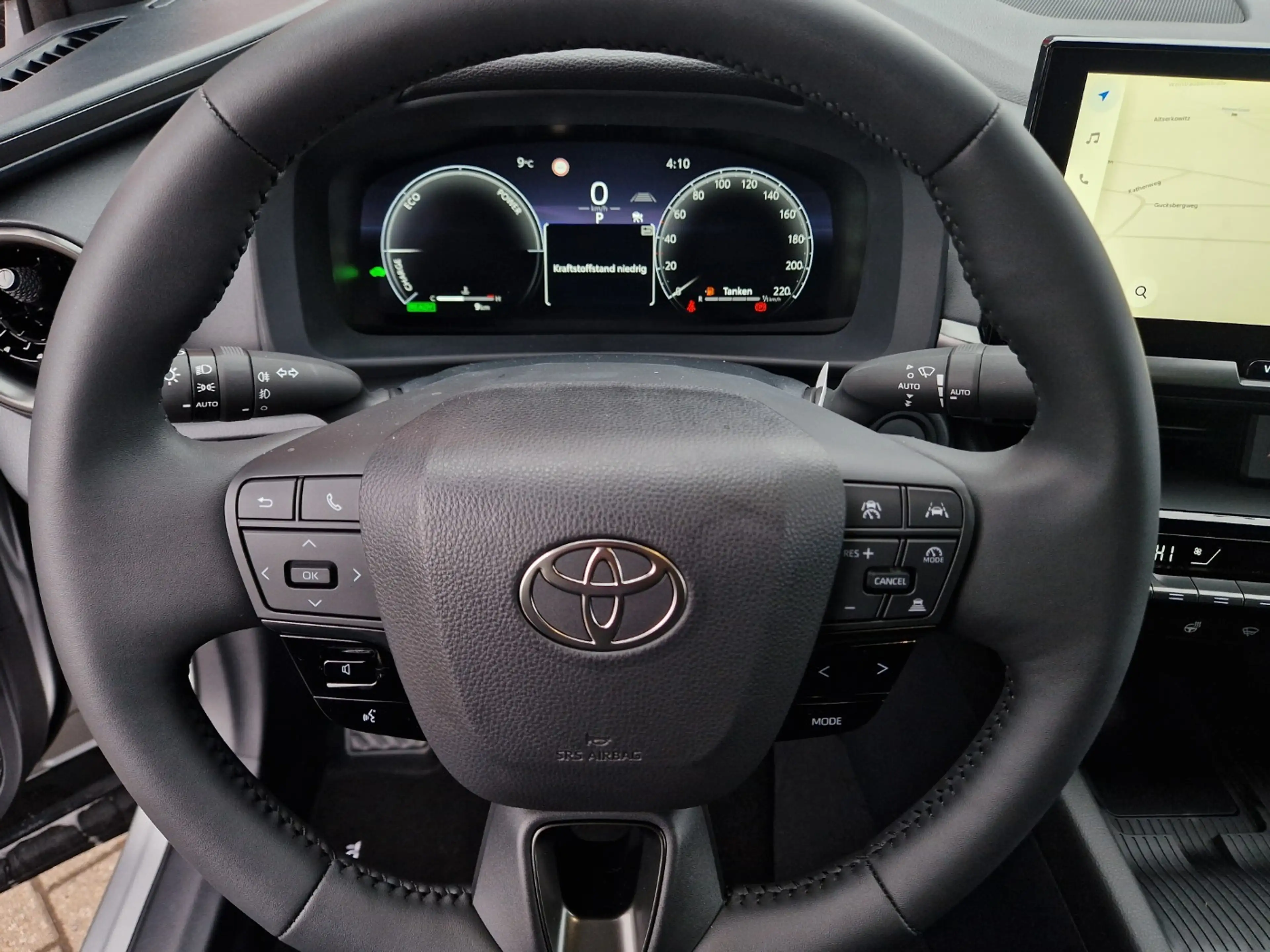Toyota C-HR 1.8 Hybrid 4x2 Teamplayer — photo 13