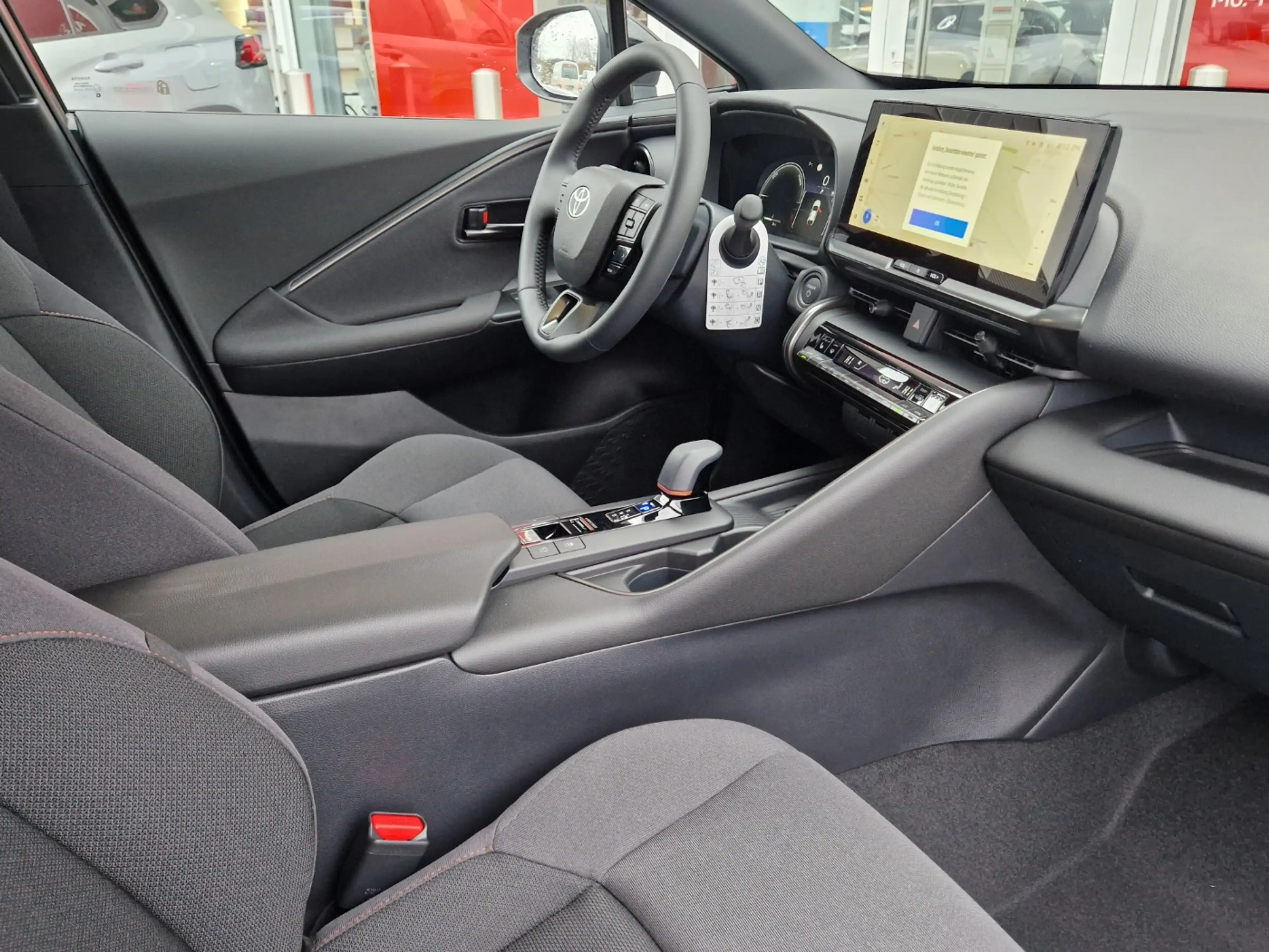 Toyota C-HR 1.8 Hybrid 4x2 Teamplayer — photo 11