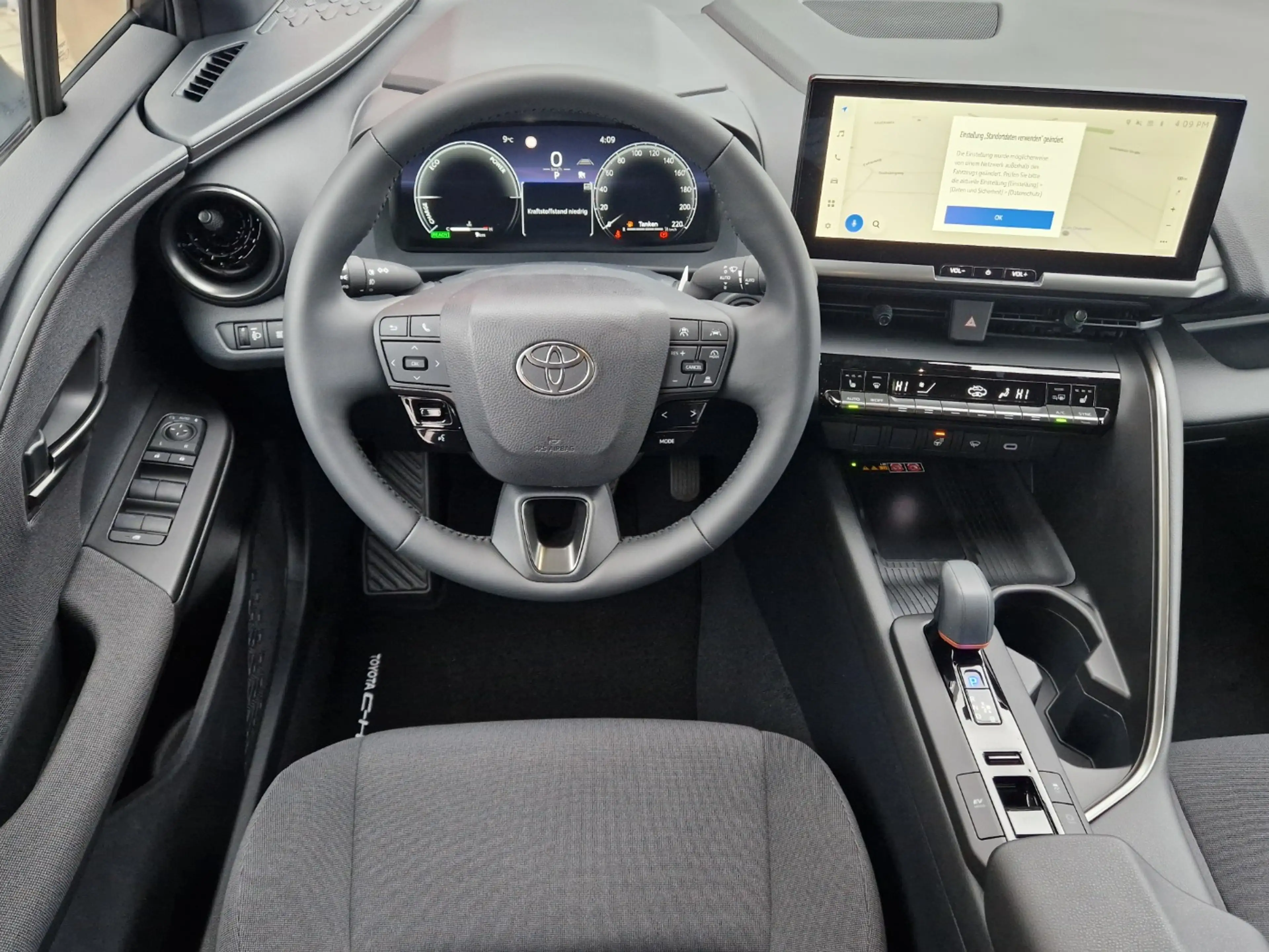 Toyota C-HR 1.8 Hybrid 4x2 Teamplayer — photo 9
