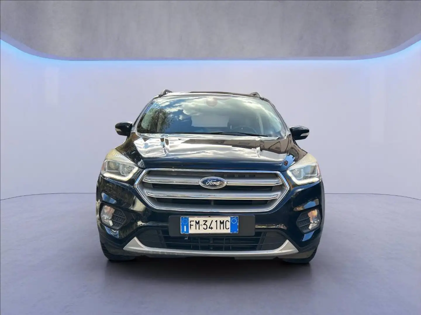 Ford Kuga 2.0 tdci Titanium s&s awd 150cv powershift my18 Zwart - 2