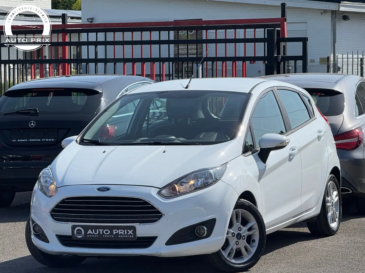 Ford Fiesta 1.5 TDCi Trend ECOnetic S/S Clim Digital Euro 6b Blanc - 1