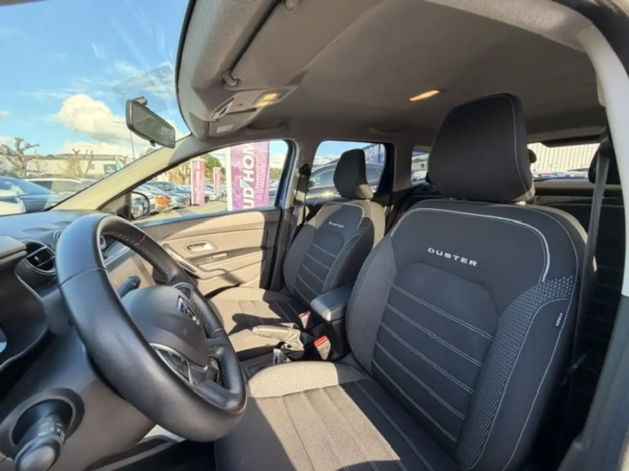 Dacia Duster — photo 12