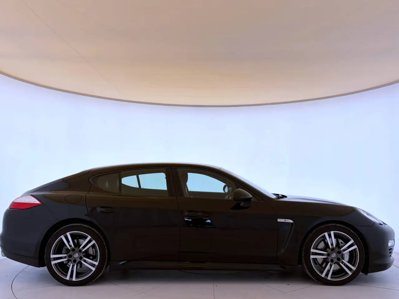 2011 Porsche Panamera 3.0 tiptronic, photograph 4