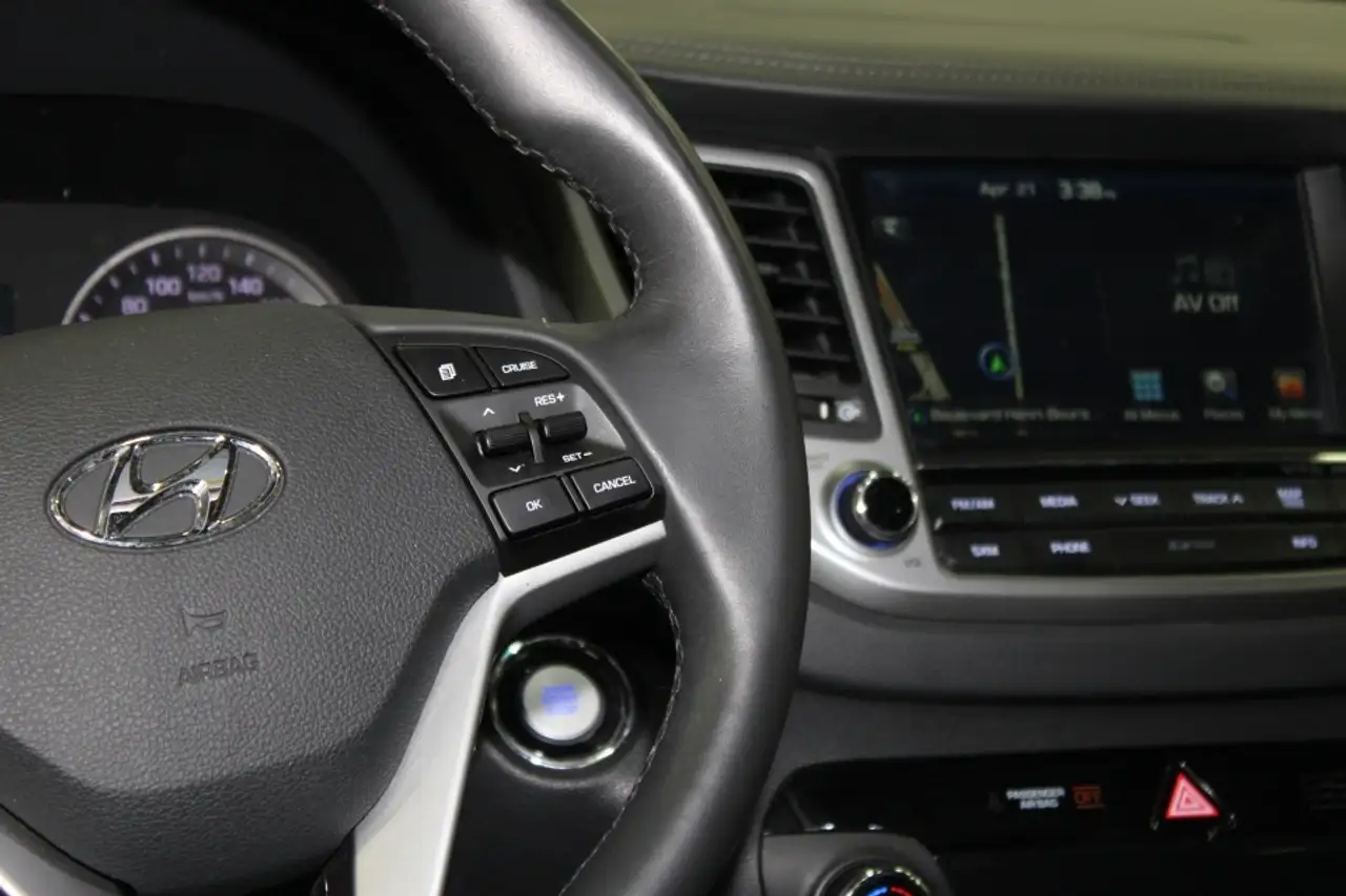 Hyundai TUCSON снимка Hyundai TUCSON