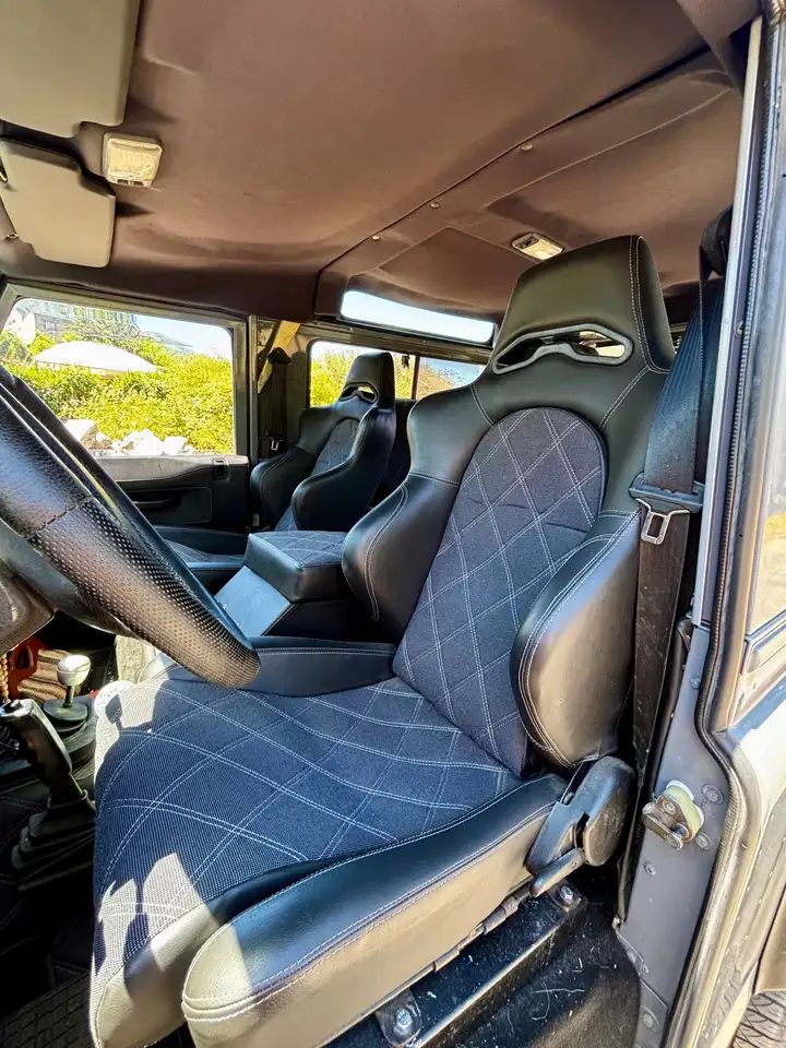 Land Rover Defender 90 , 2000 benzina, foto 4