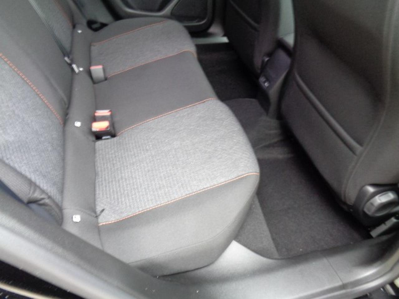 Peugeot e-2008 e- Business — photo 12