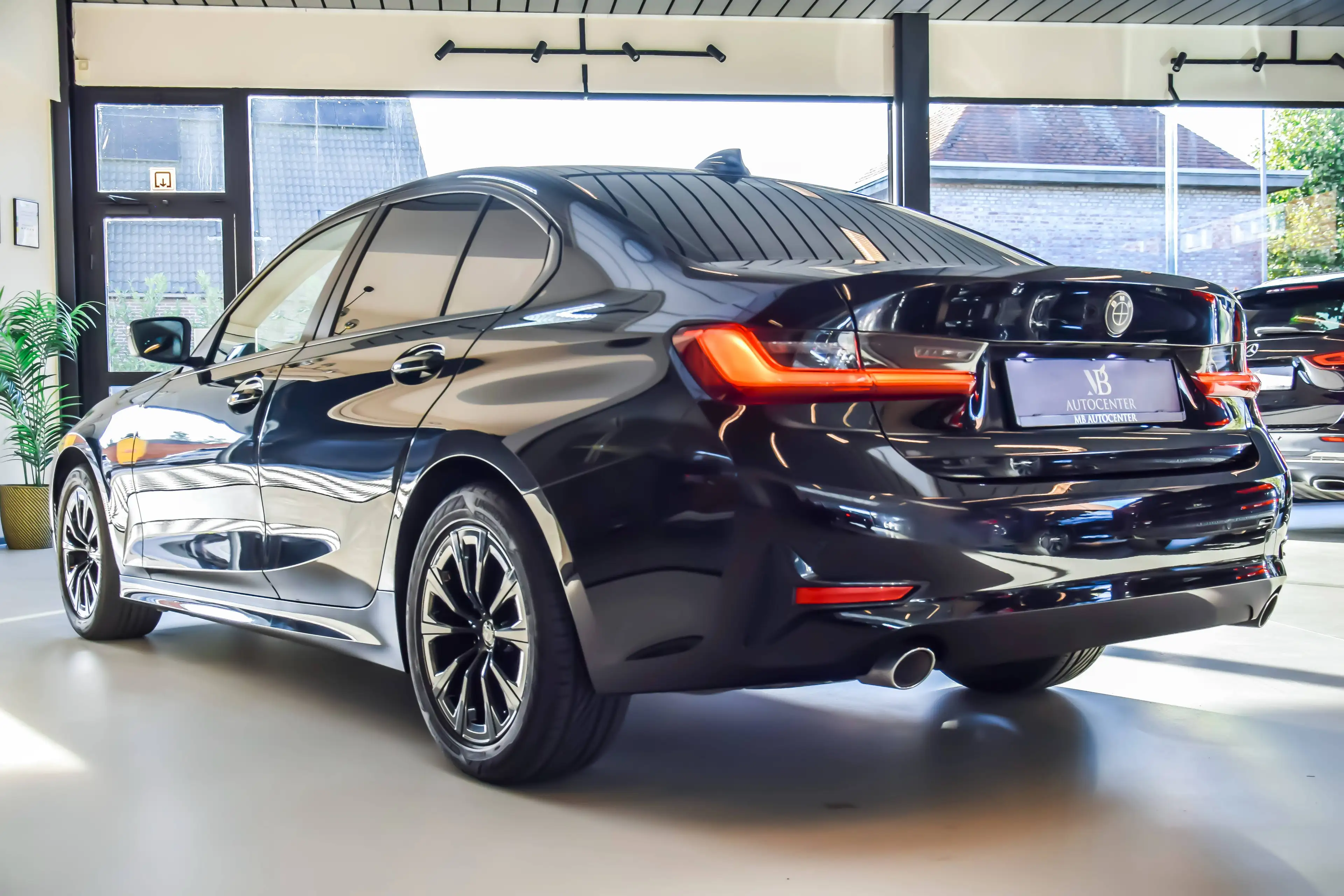 BMW 318 dA AdBlue Sedan 11/2020 — photo 15