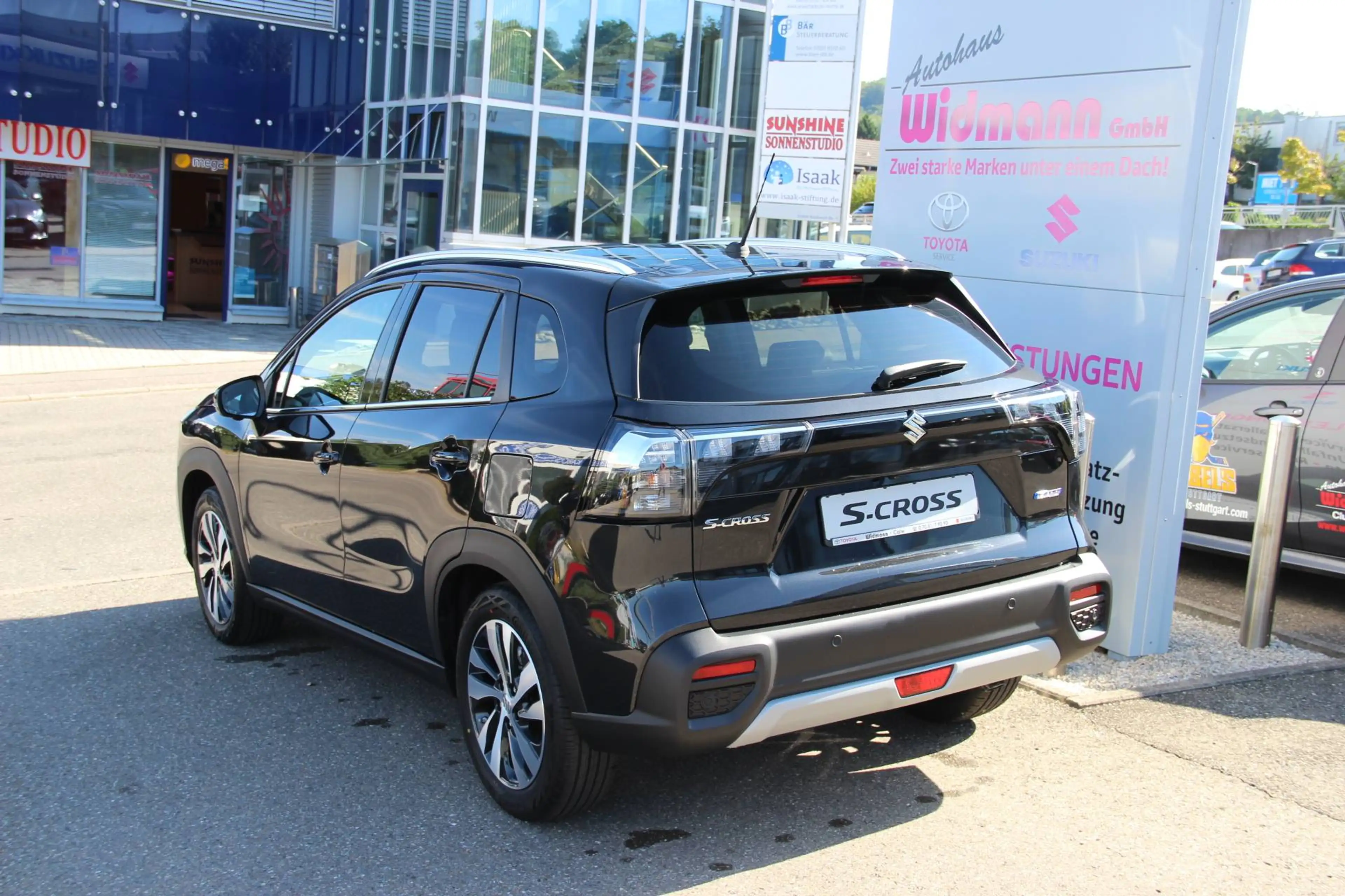 Suzuki S-Cross 1.4 Hybr. Allrad Comfort+ Automatik Navi Schiebedach Kamera Sitzheizung KEIN RE-IMPORT — photo 2