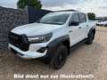 Toyota Hilux 2.8 D-4D 4WD AT GR Sport 2 Pearl White Blanco - thumbnail 1