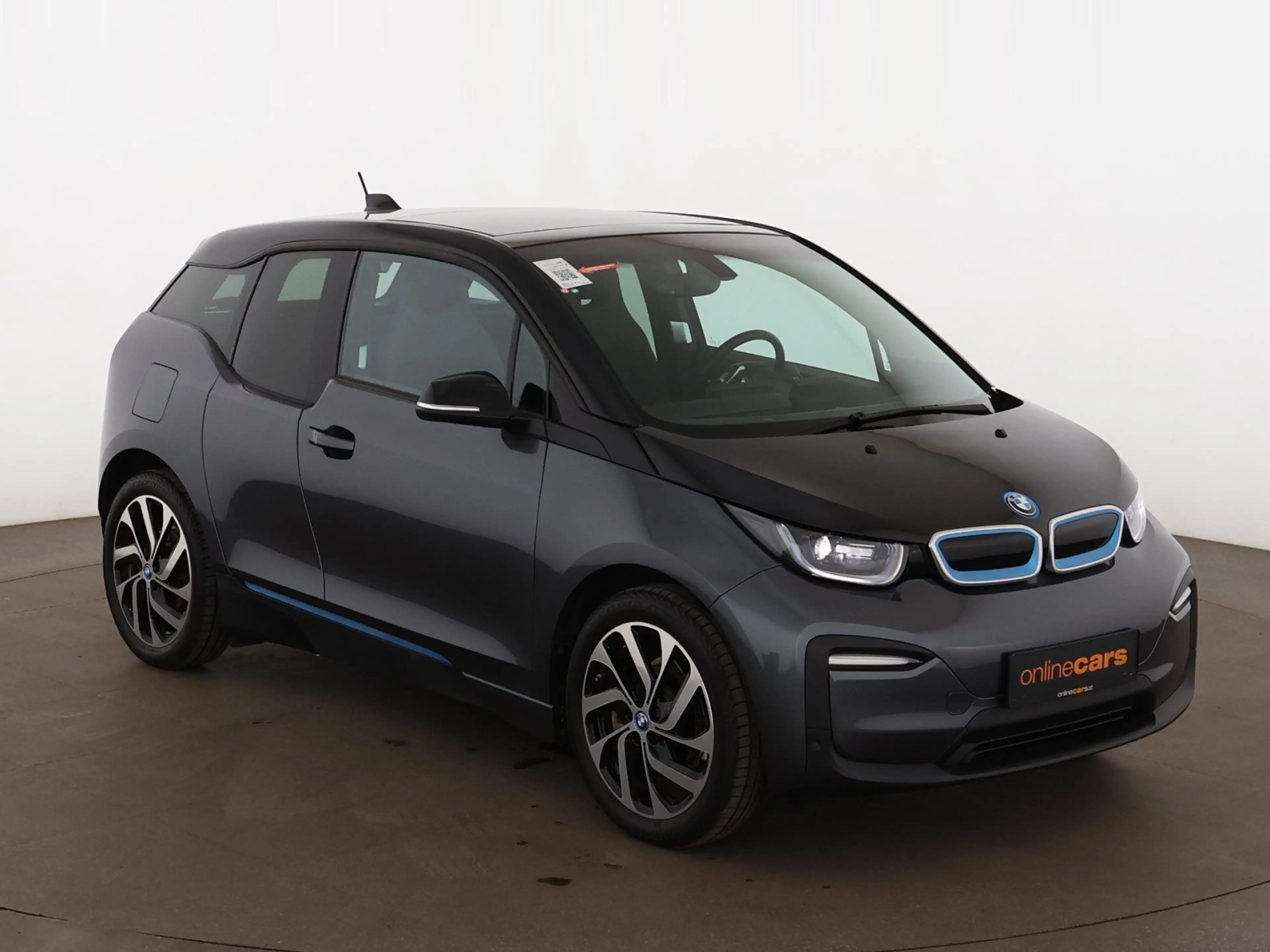 BMW i3 42kWh Aut LED SKY WAERMEPUMPE SITZHZG R-CAM — photo 4