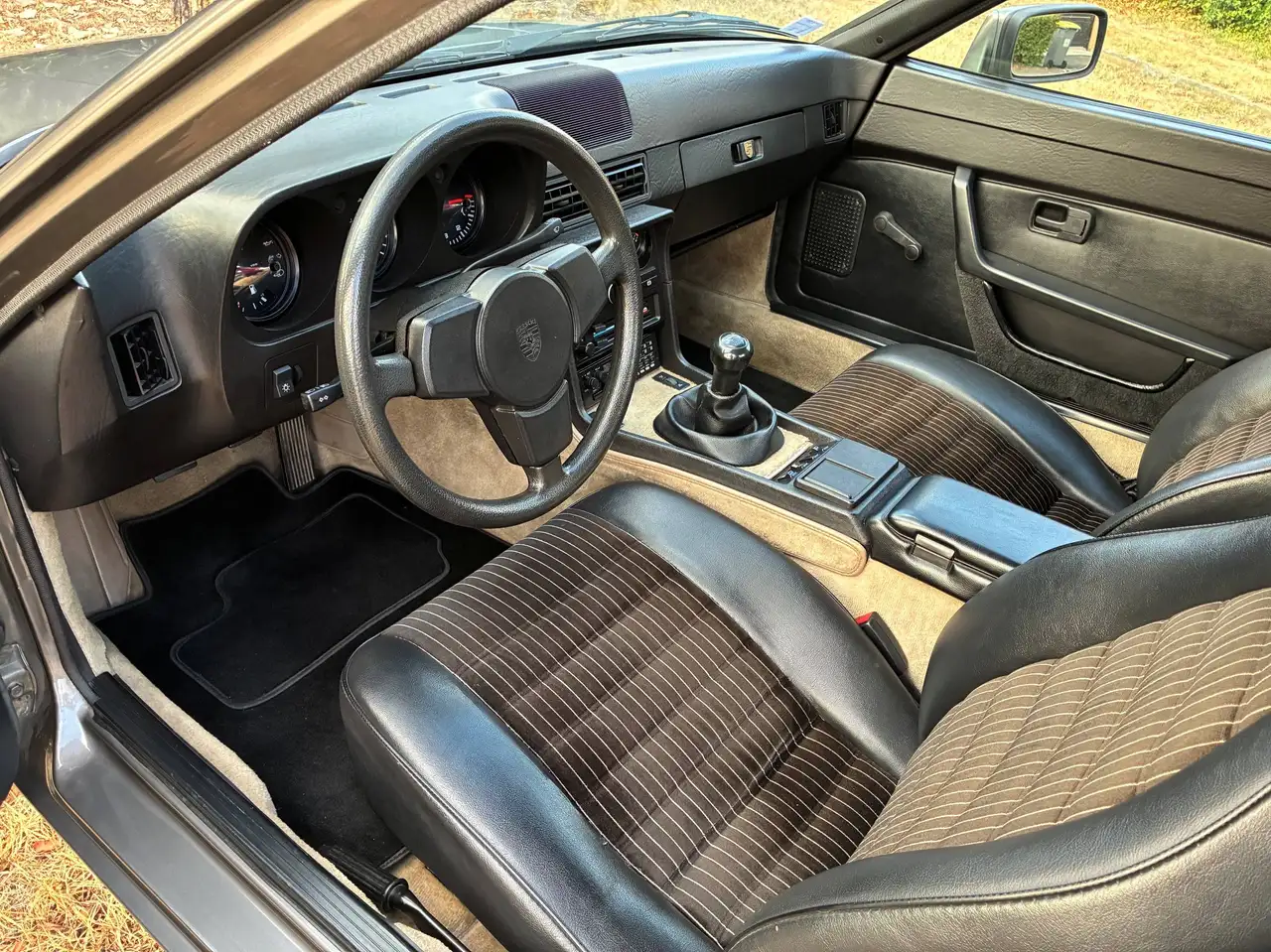 Porsche 924 2.0, foto 3