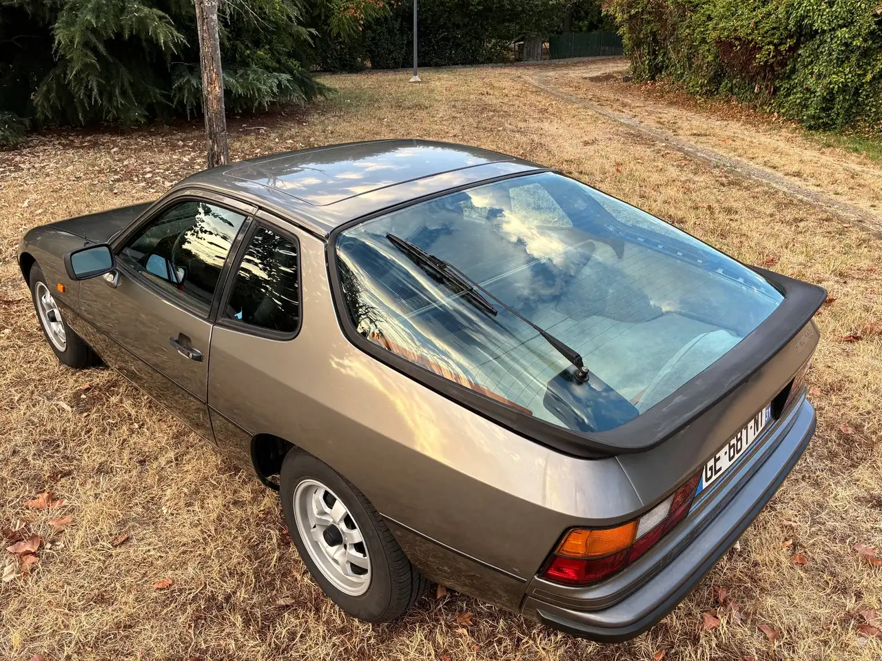 Porsche 924 2.0, foto 2