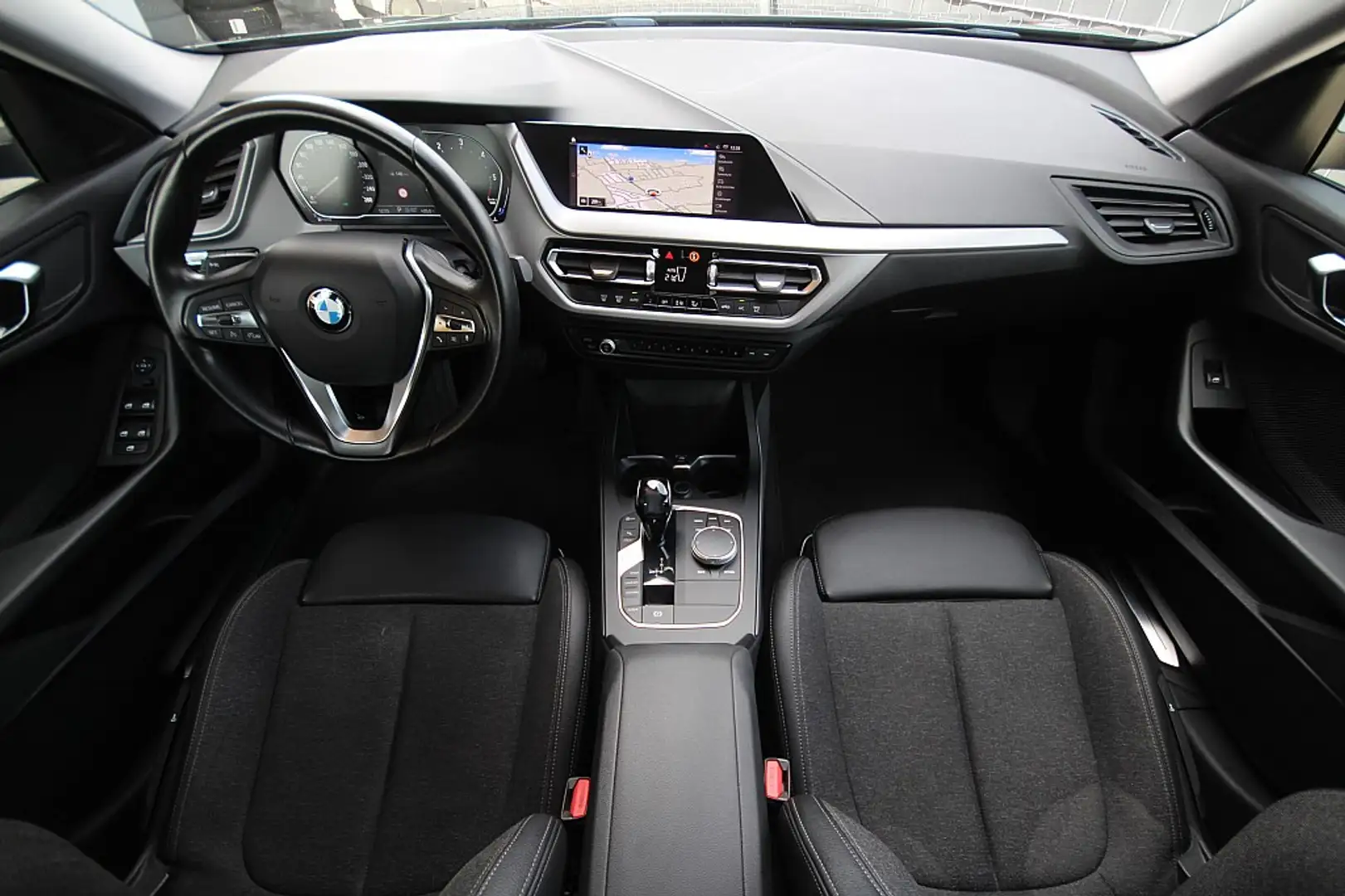 BMW 216 d Gran Coupe Aut. |LED |Navi |AHK ,... Negru - 2