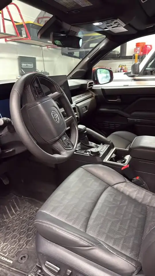 Toyota Tacoma снимка Toyota Tacoma